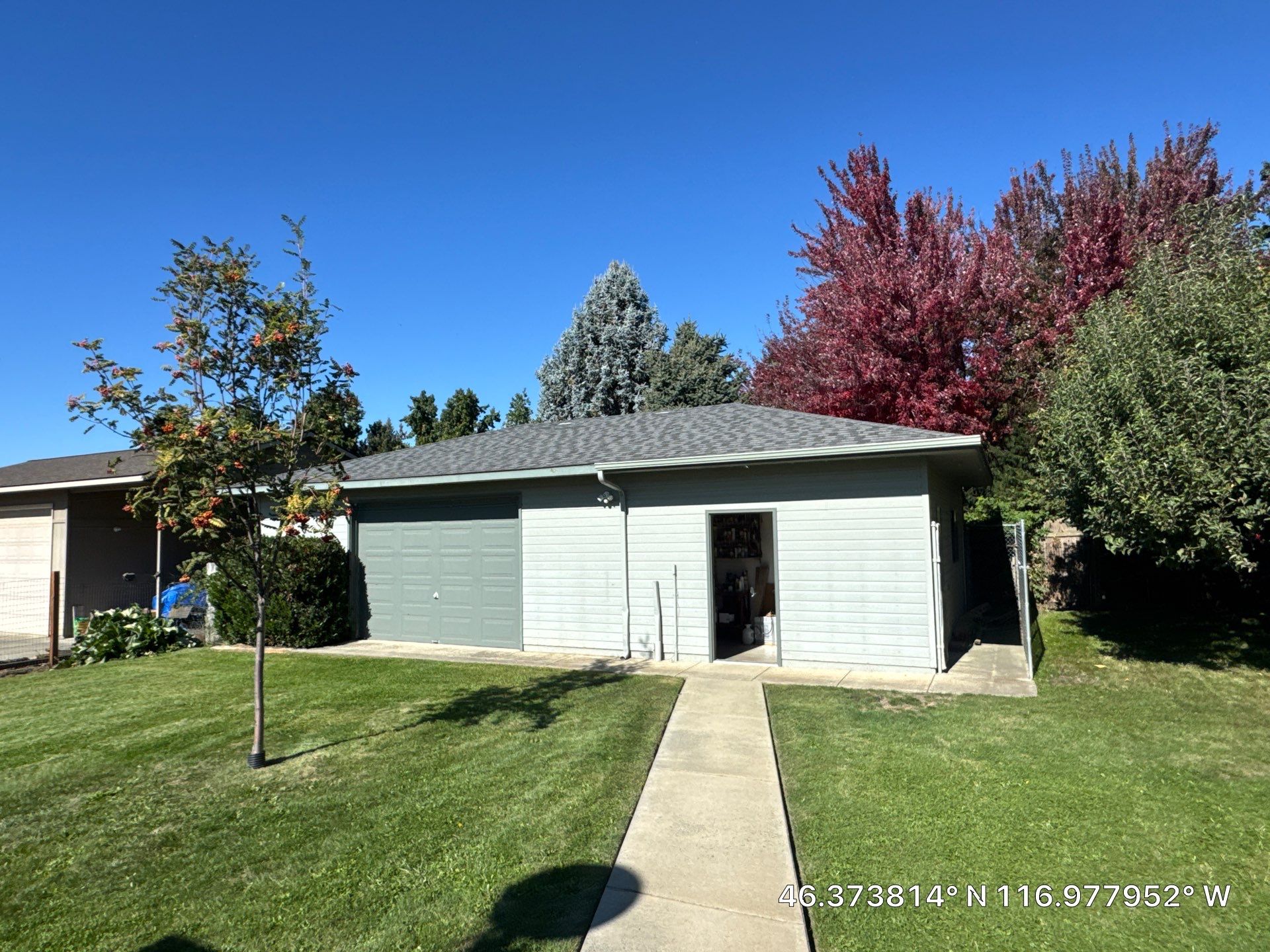 Lewiston Residential Roof and Garage Replacement with CertainTeed Shingles by Alpine Roofing