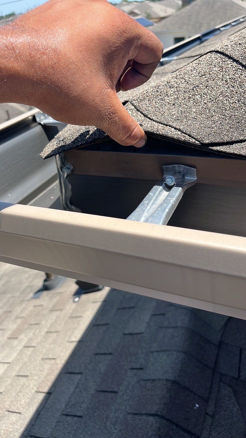 Residential Roofing Installation using Owen's Corning Duration (Lifetime) Shingles by Roof Repair Company