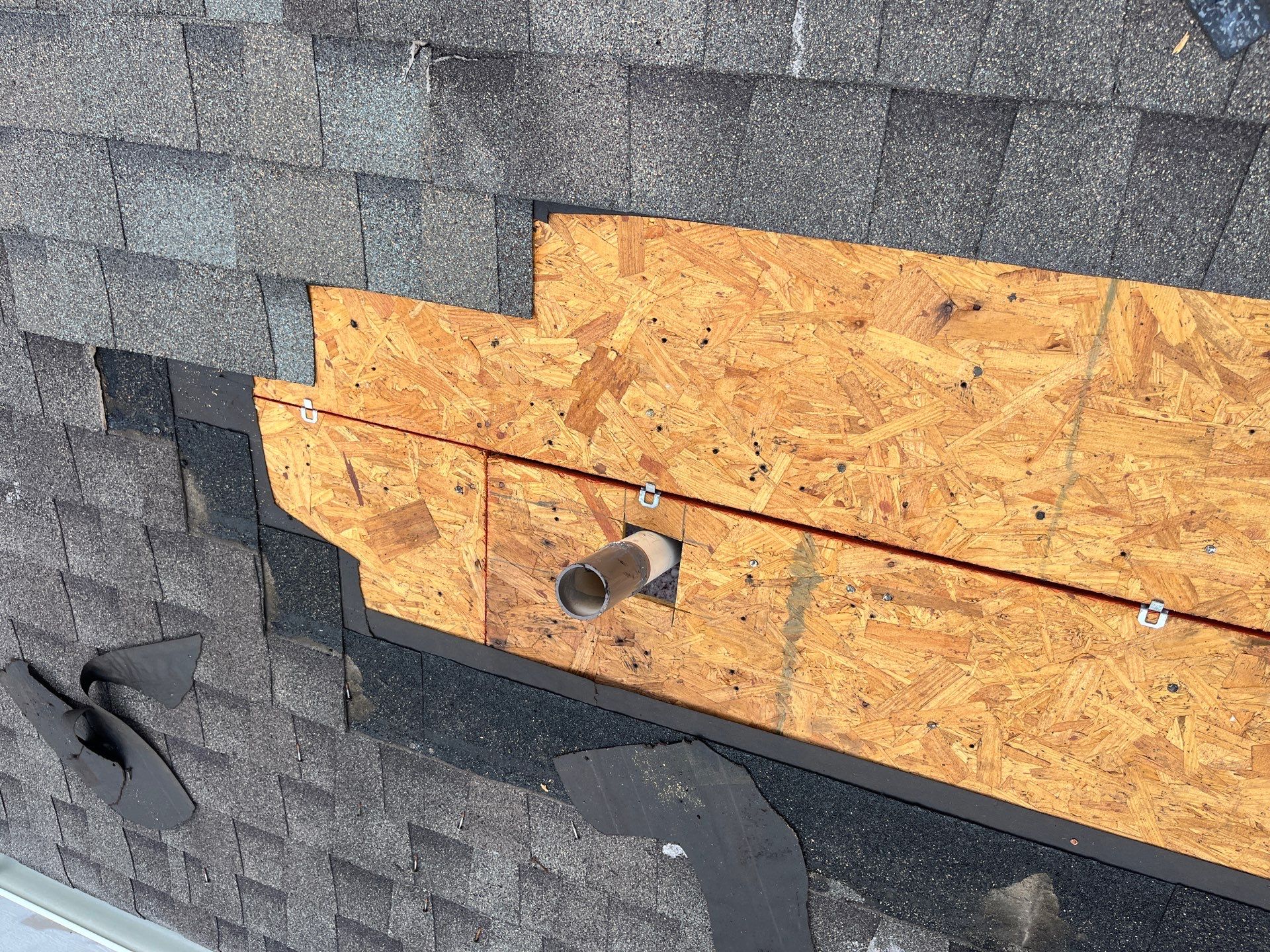 Hail Damage using Owen's Corning Duration (Lifetime) Shingles by Roof Repair Company