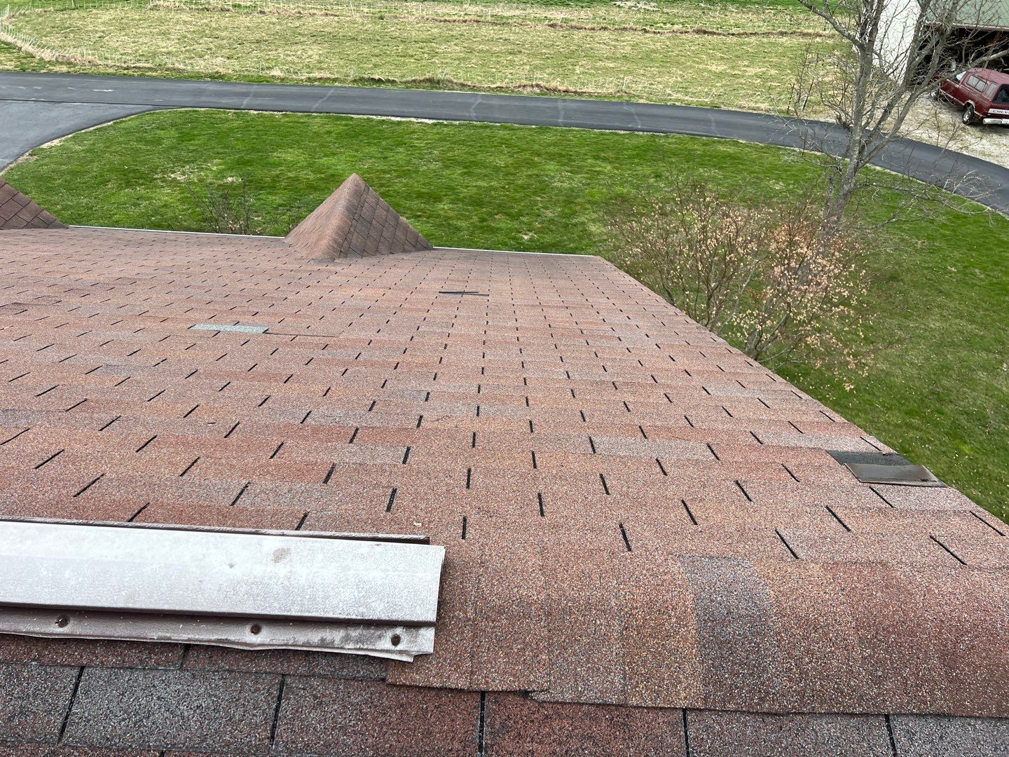 Residential Roofing Installation using Ownes Corning Brownwood Duration by Storm Contracting