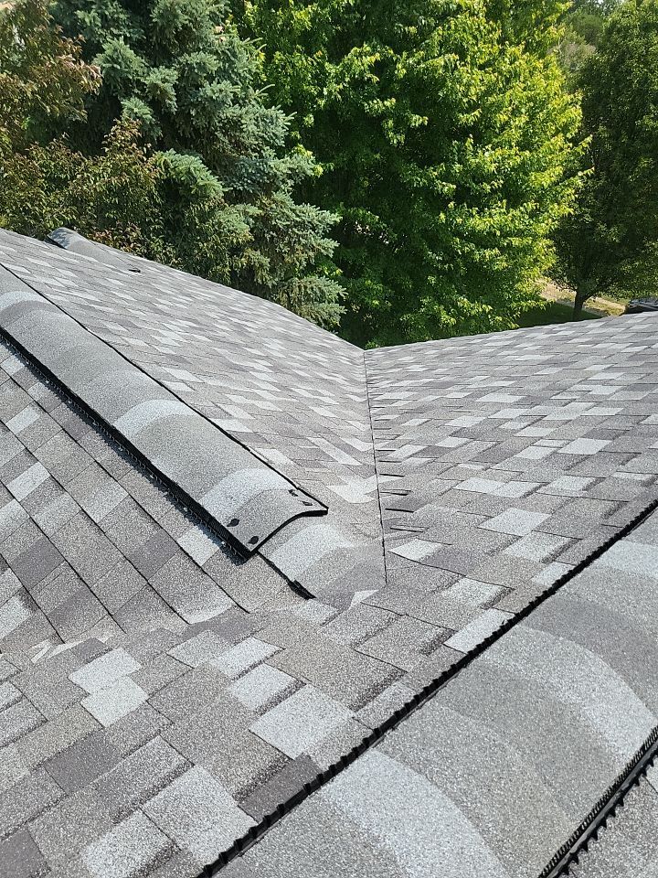 ATLAS PINNACLE COLOR: COASTAL GRANITE by Eagle Eye Roofing