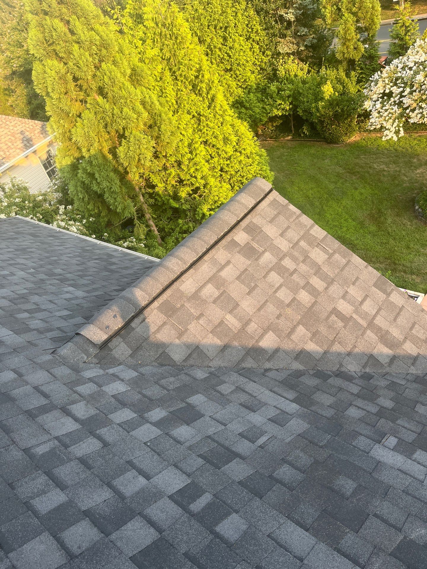 McLean: Residential Roof Installation with Landmark Pro Designer Shingles in Max Def Moire Black by RM Banning, Inc.