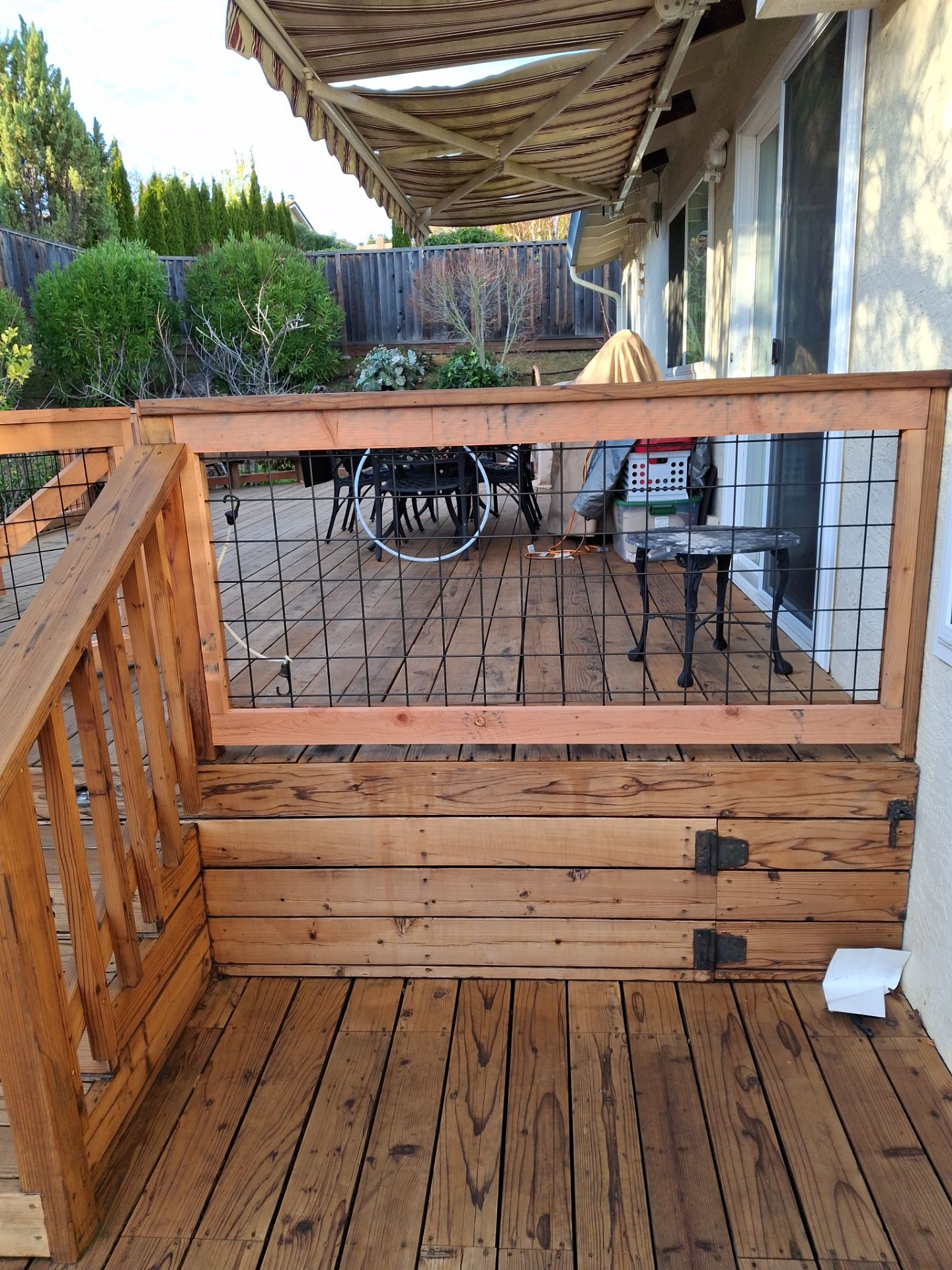 Hog Wire (Black) by Fremont Fence Inc