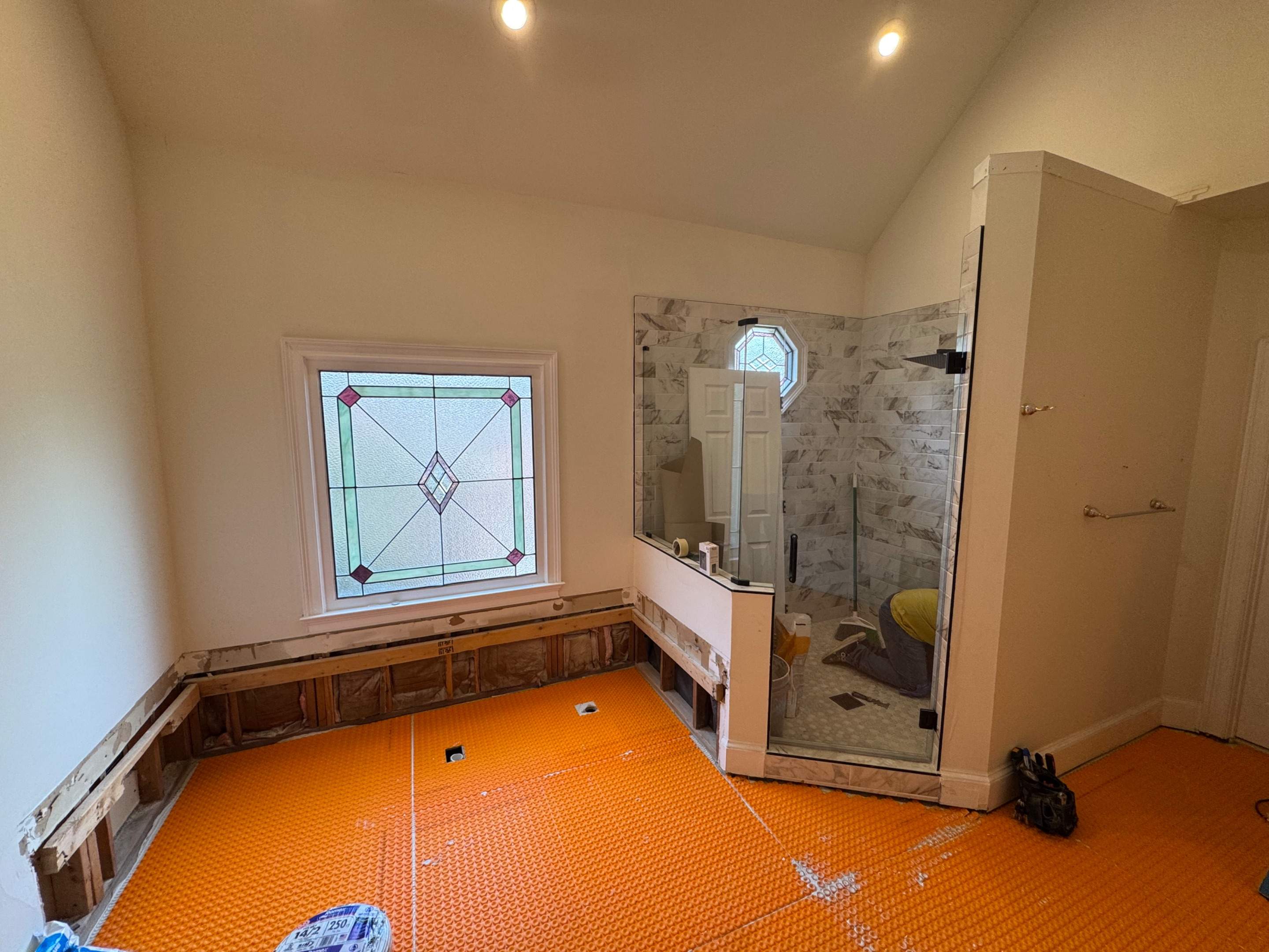 Master bathroom renovation by Prudencio