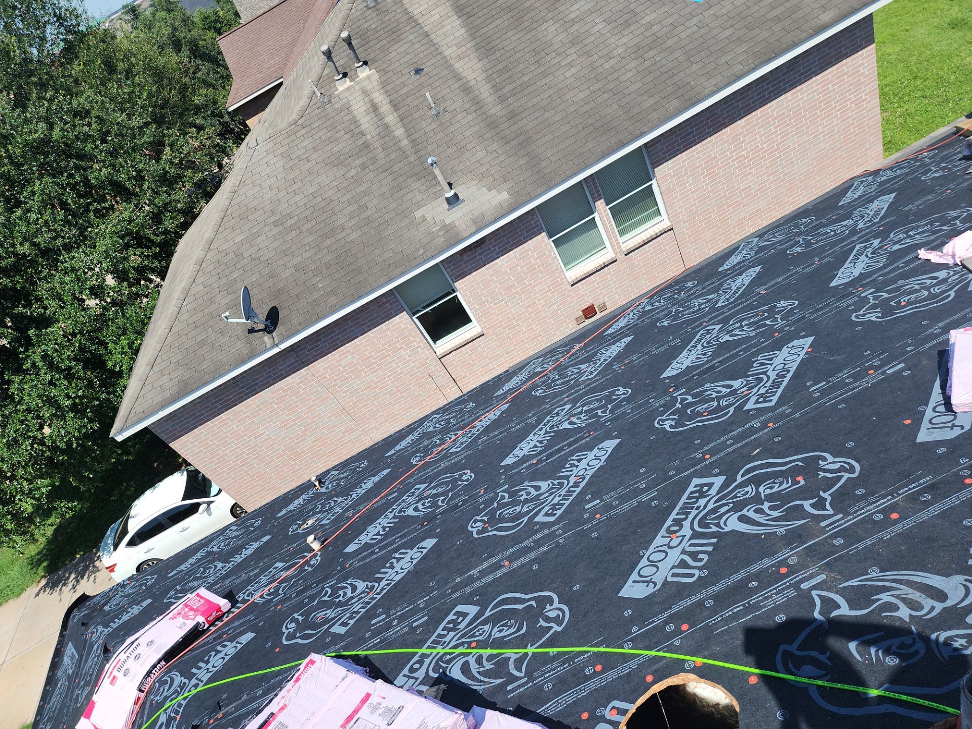 Residential Roofing Installation using Owen's Corning Duration (Lifetime) Shingles by Roof Repair Company