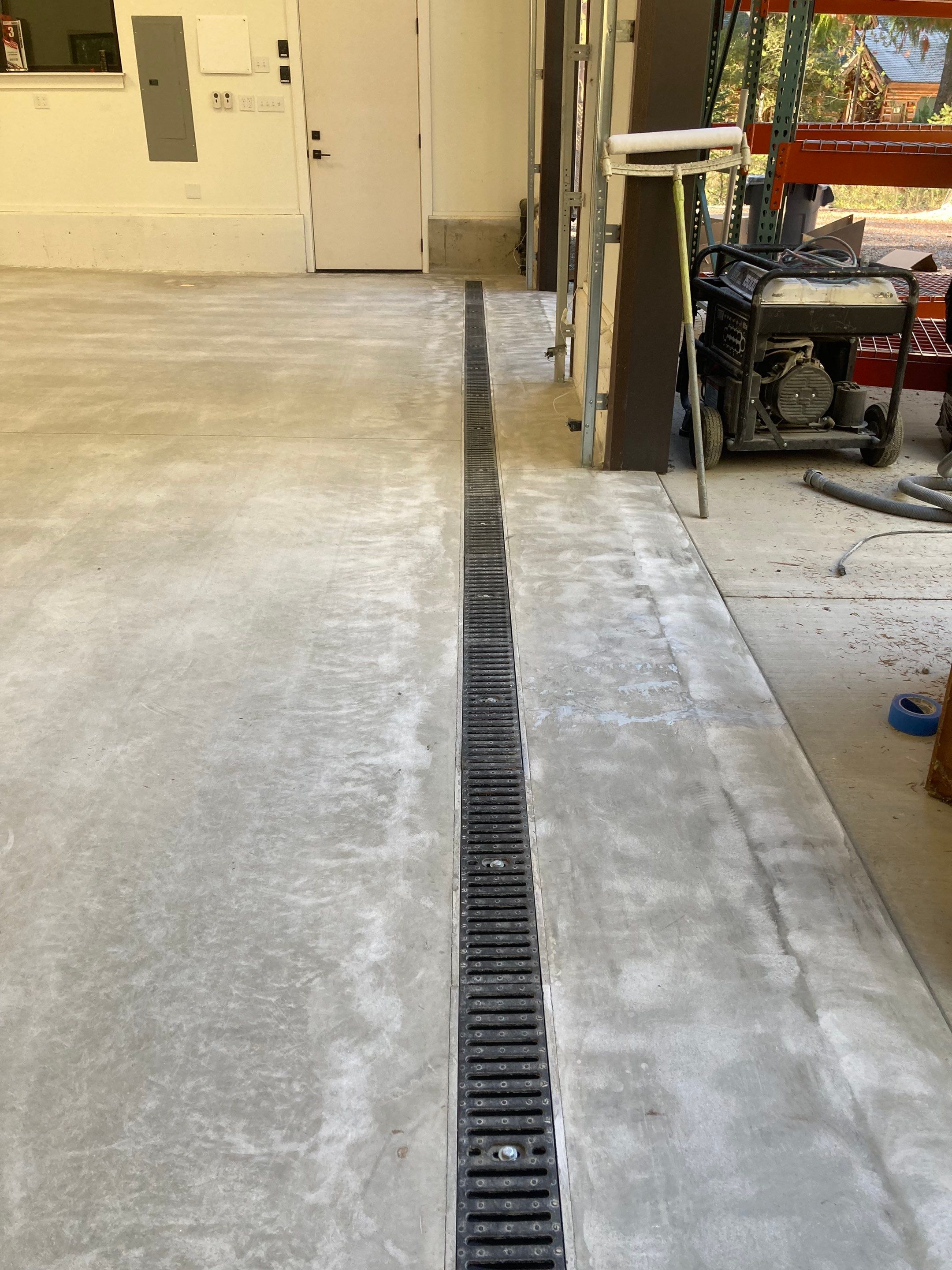 Garage Transformation using Domino and the Penntek Evolution System by Croc Coatings, LLC