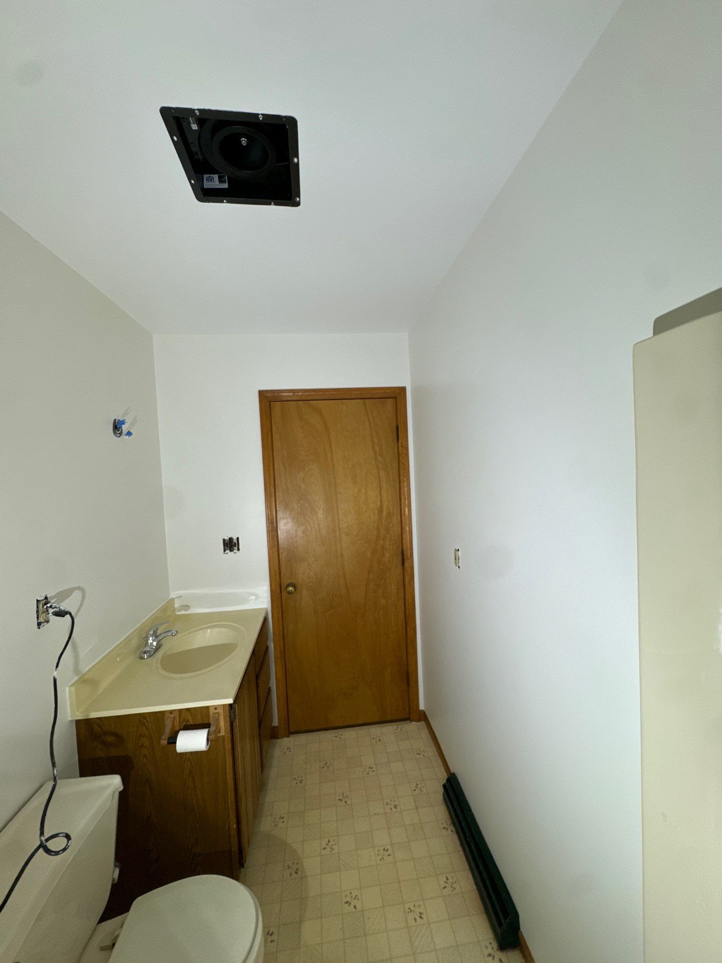 Bathroom Refresh in Muskegon Michigan, 49445 by Gordon Painting
