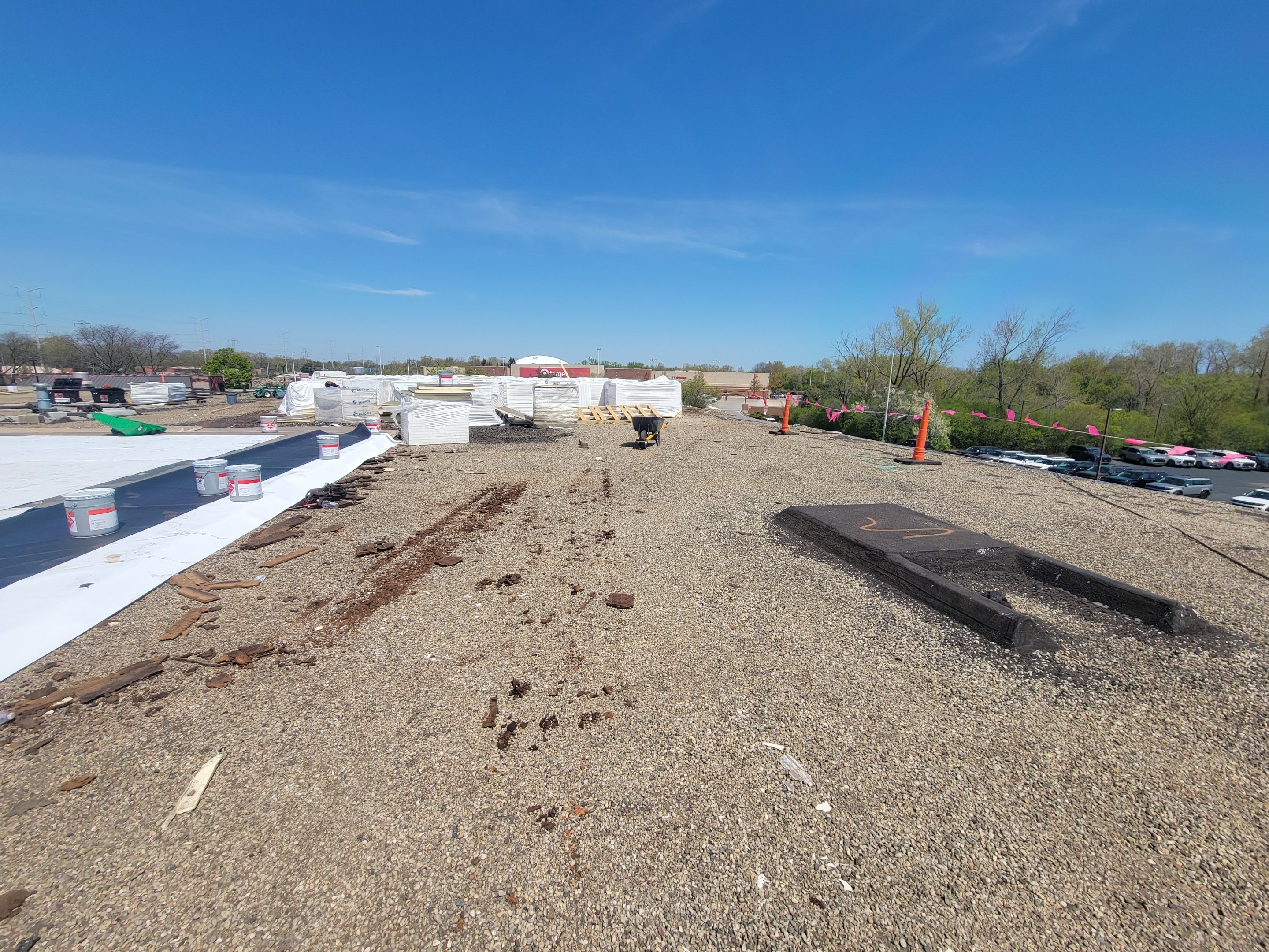 Ford Dealership - Re-Roof by Pink Roofing