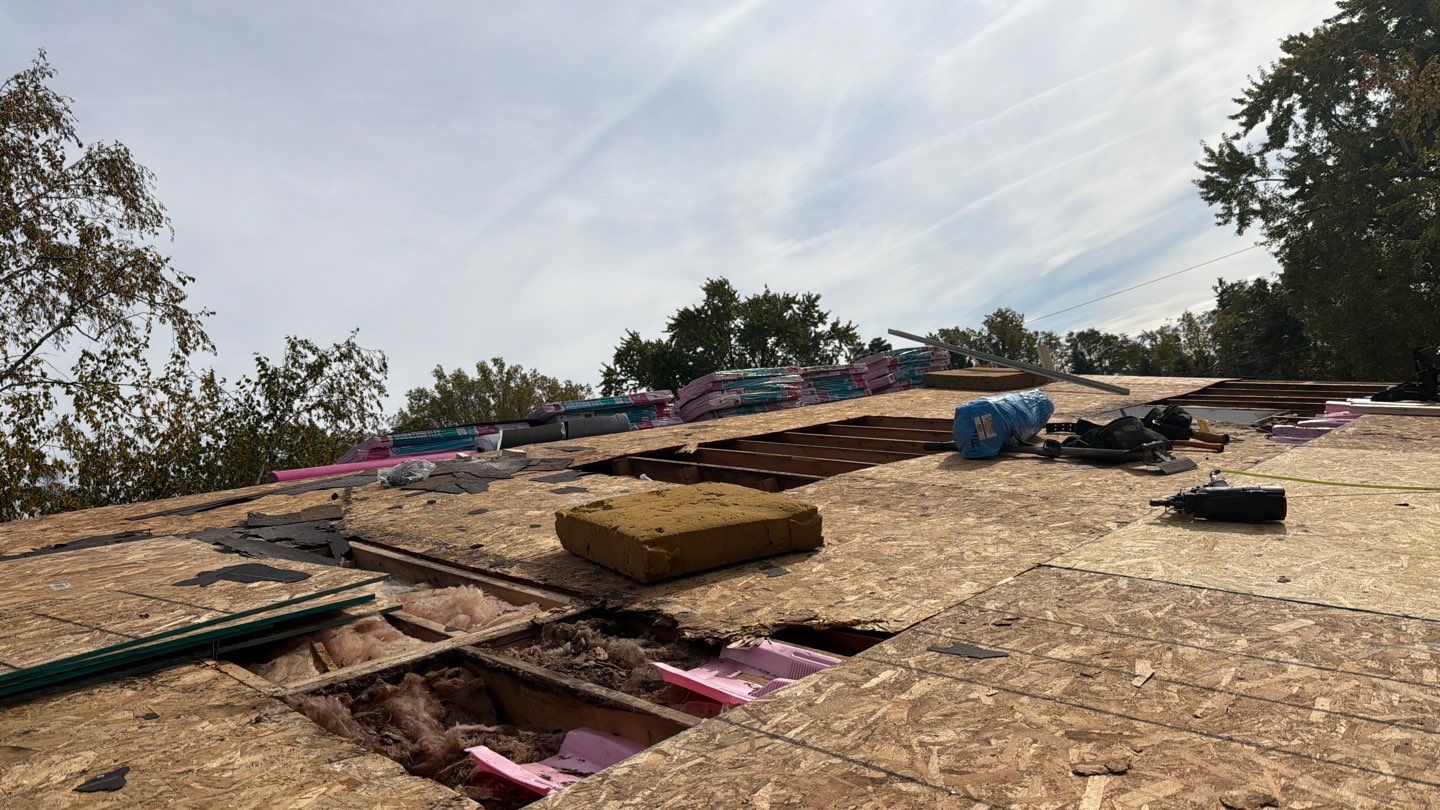 Roof Replacement using Owens Corning Onyx Black by 180 Contractors