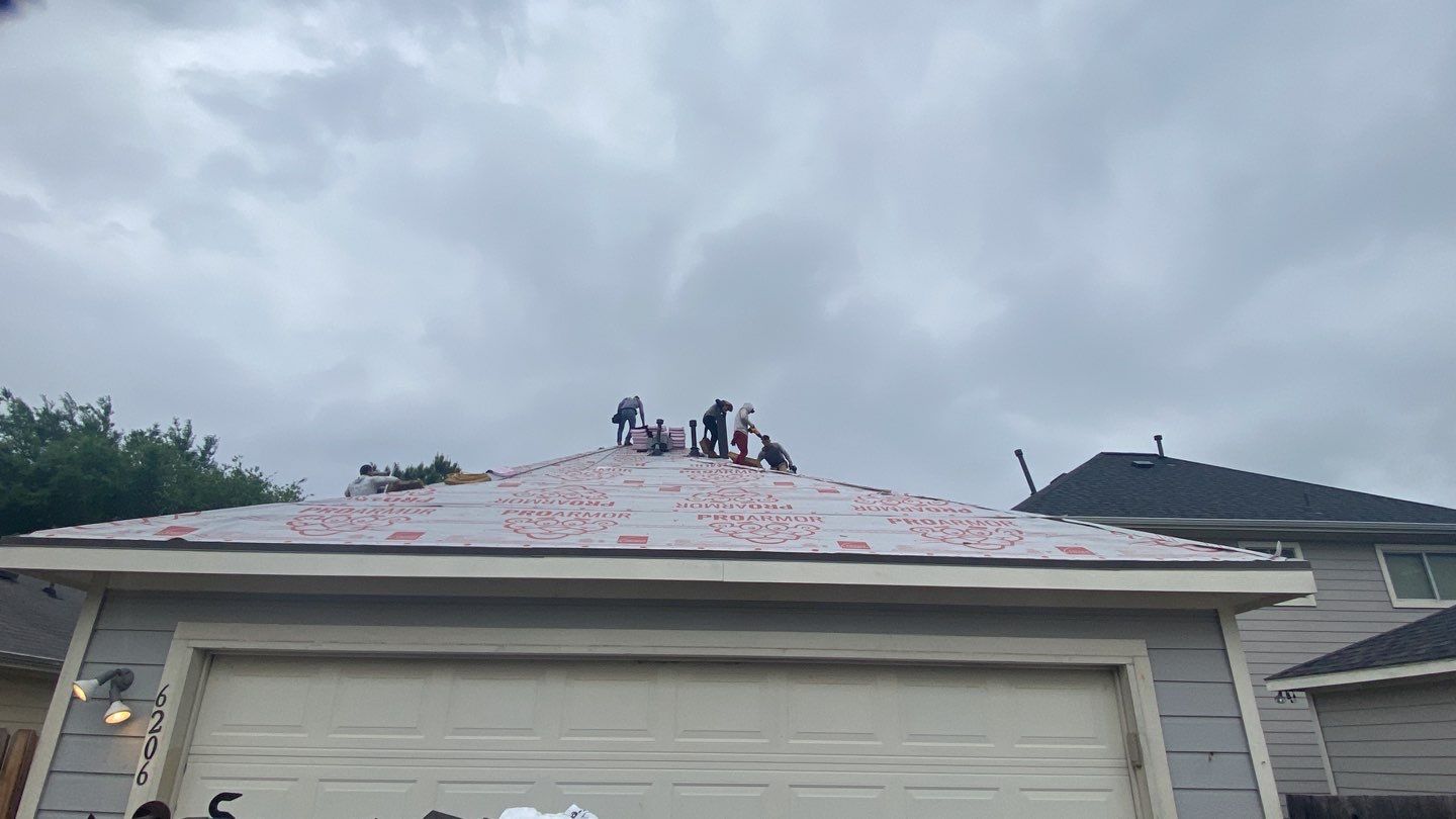 Residential Roofing Installation using Owen's Corning Duration (Lifetime) Shingles by Roof Repair Company