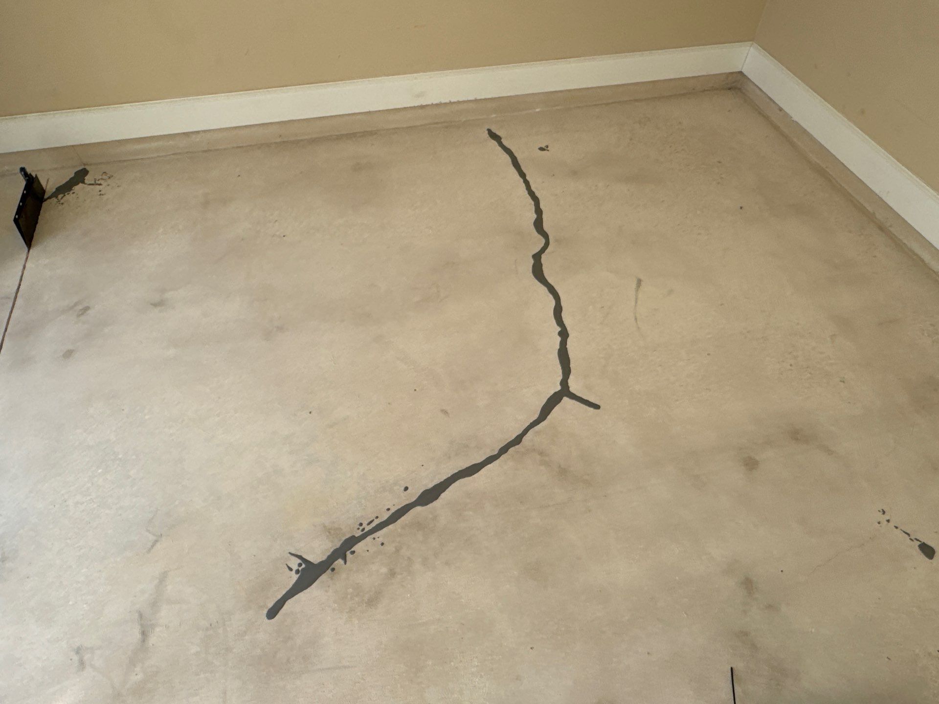 McNamara Garage by Cross Creek Concrete Coatings