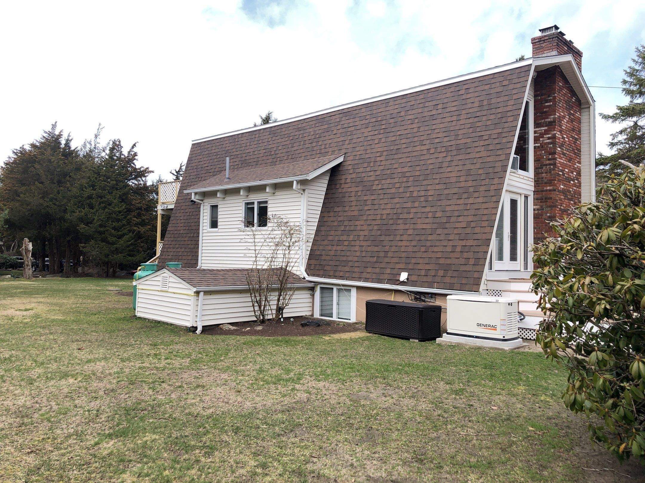 Heather Blend Roofs by Pinnacle Roofing & Skylights