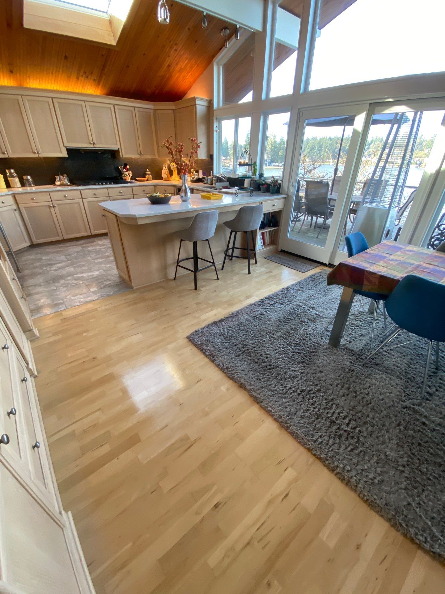Maid Service in Lake Oswego by Cloud 9 Professional Cleaning Services