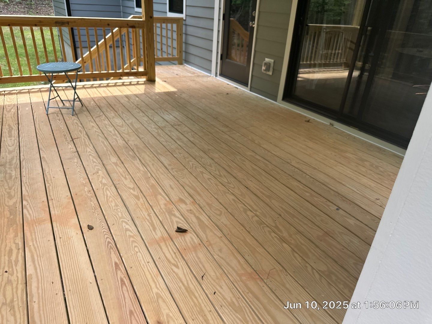 Wood Deck using Wood Sealant by DuraSeal
