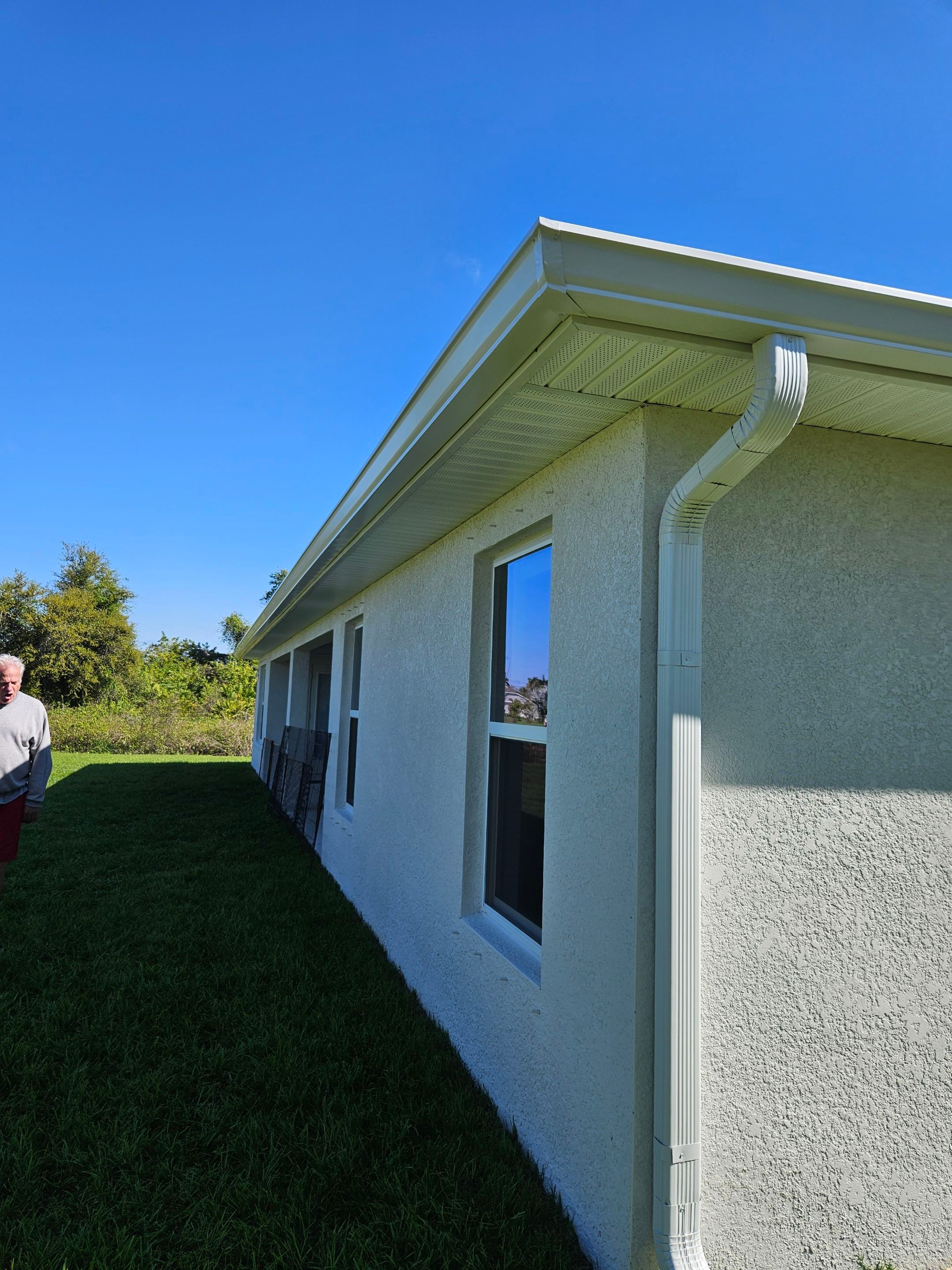 White K Style Seamless Gutters using 6 Inch Seamless Gutters in Ponta Gorda FL by Gutter Professors