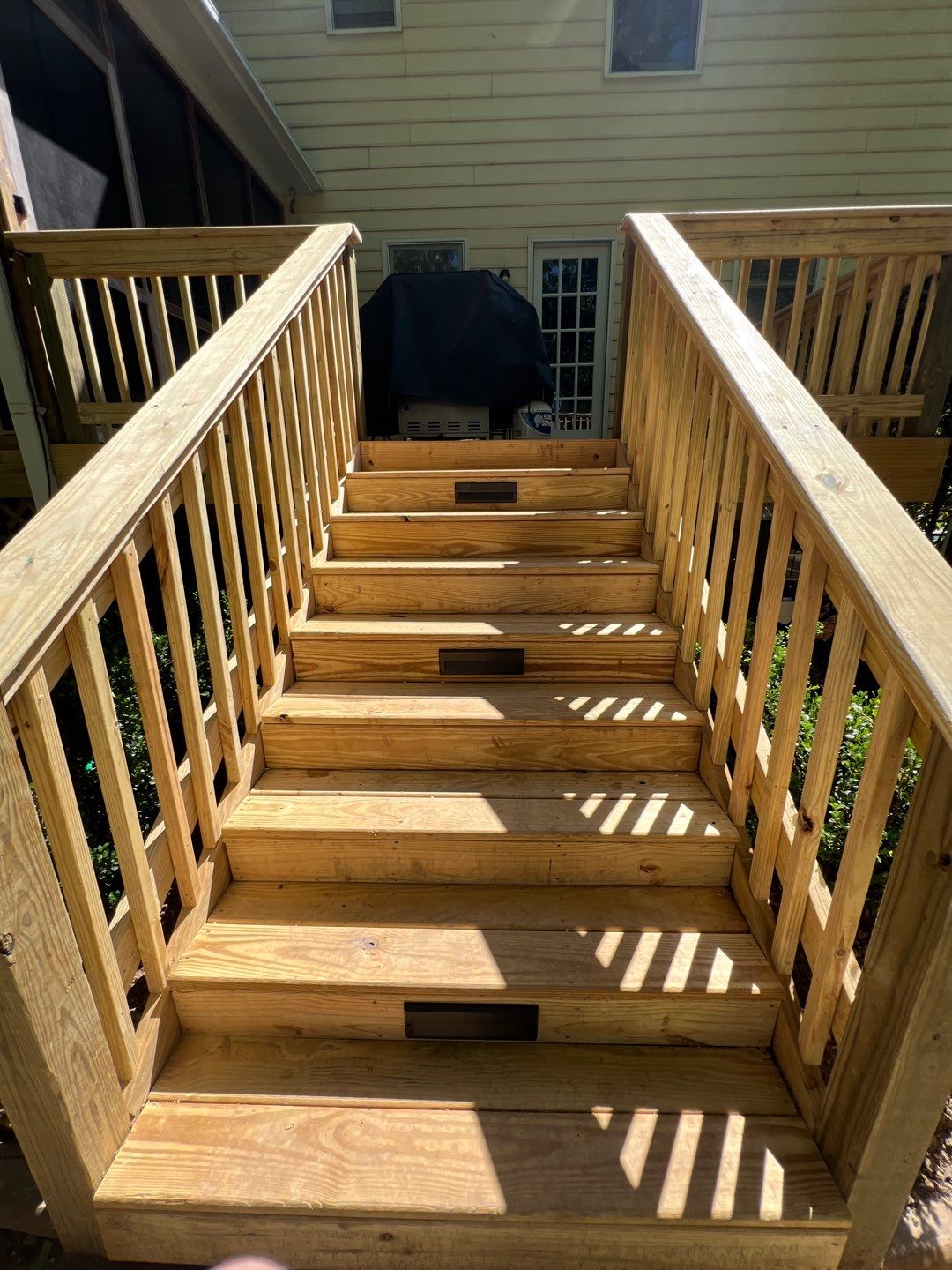 Oak Leaf Circle - Deck Installation  by Pillar and Pine
