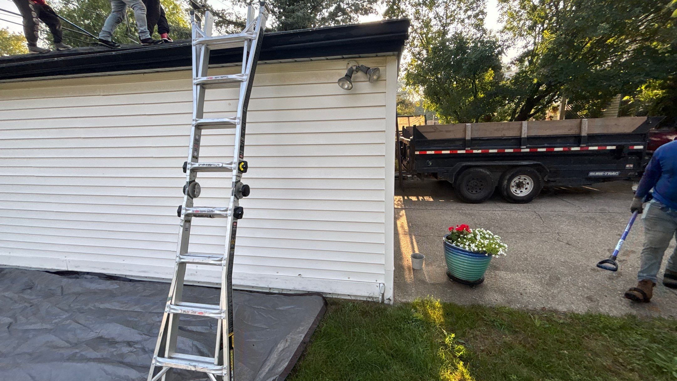 Roof Replacement using Owens Corning Onyx Black by 180 Contractors