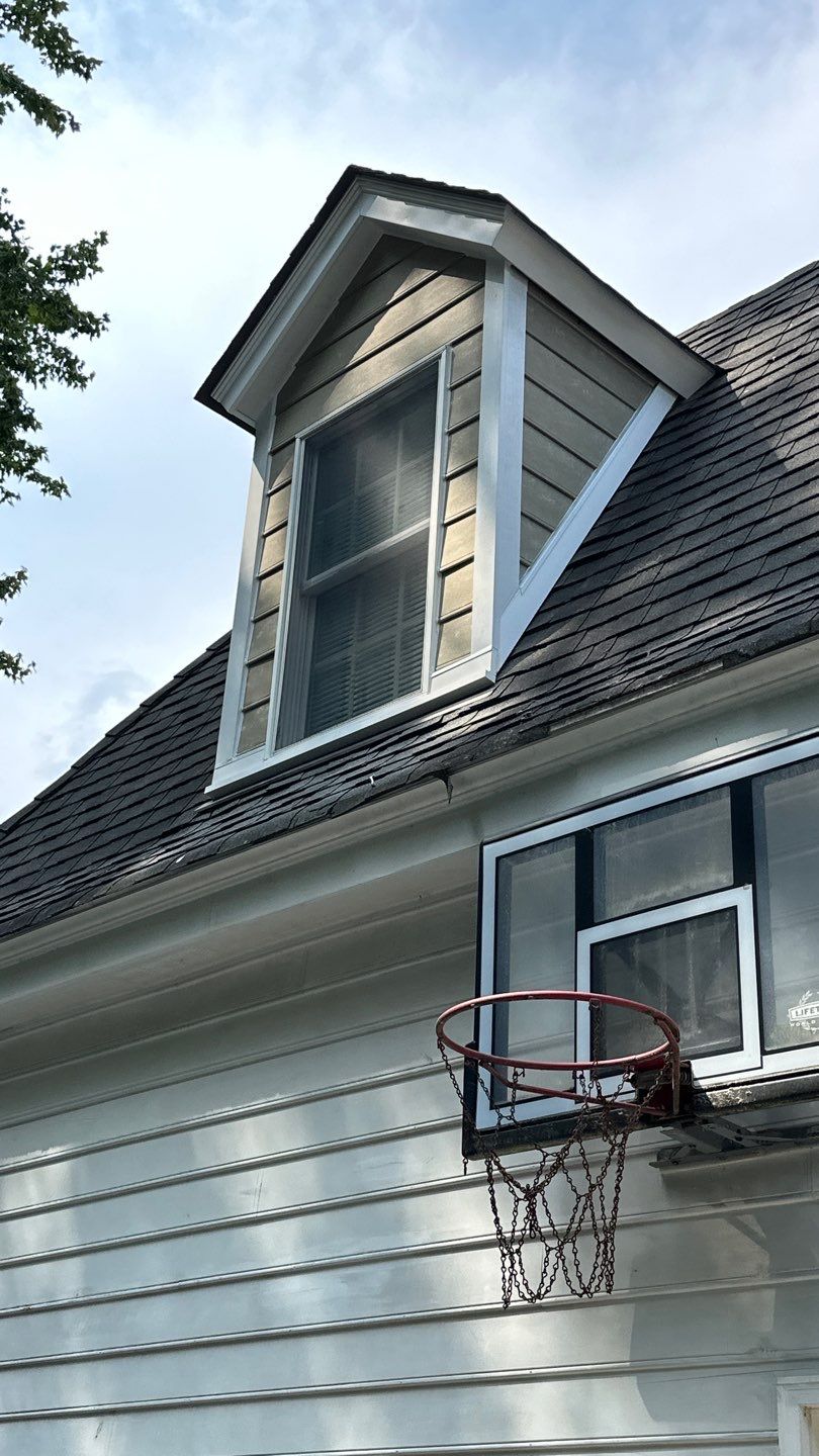 Siding Installation using JH Select Cedarmill Eased Edge by ExteriorPros