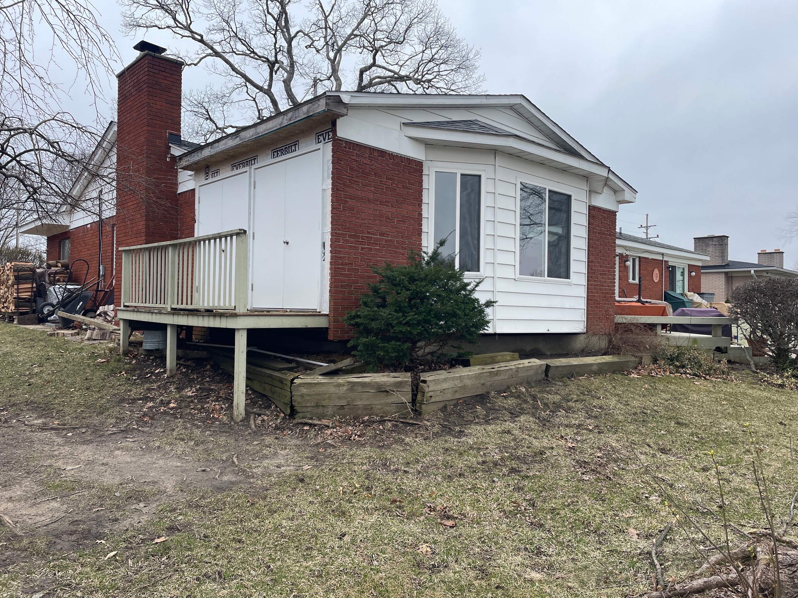 Siding Replacement using Alside Charter Oak D4.5" Colonial White by 180 Contractors