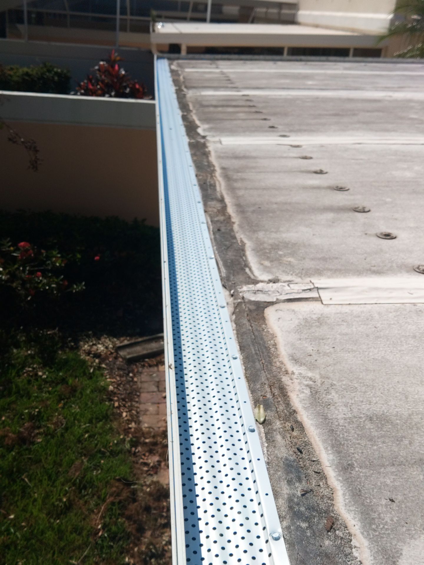 Commercial Gutter Maintenance in Sarasota FL by Gutter Professors