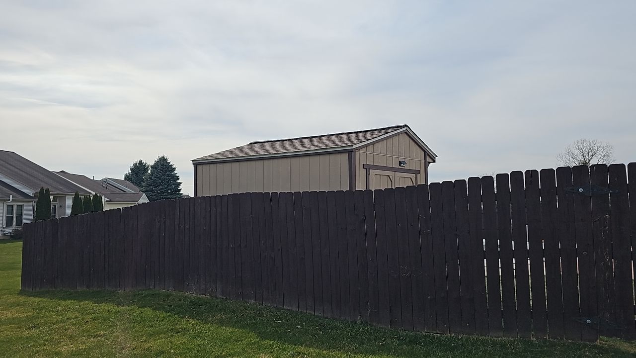 ATLAS PINNACLE COLOR: BURNT HICKORY DRIP EDGE: WHITE by Eagle Eye Roofing