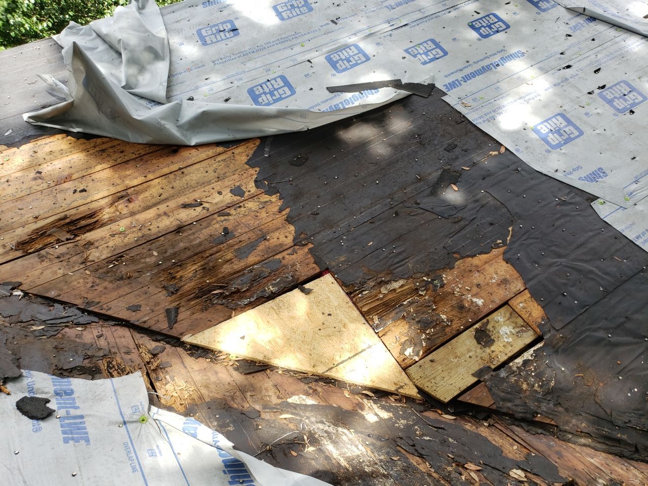 Residential Roofing Repair using Roof Replacement by American Roofing & Construction LLC