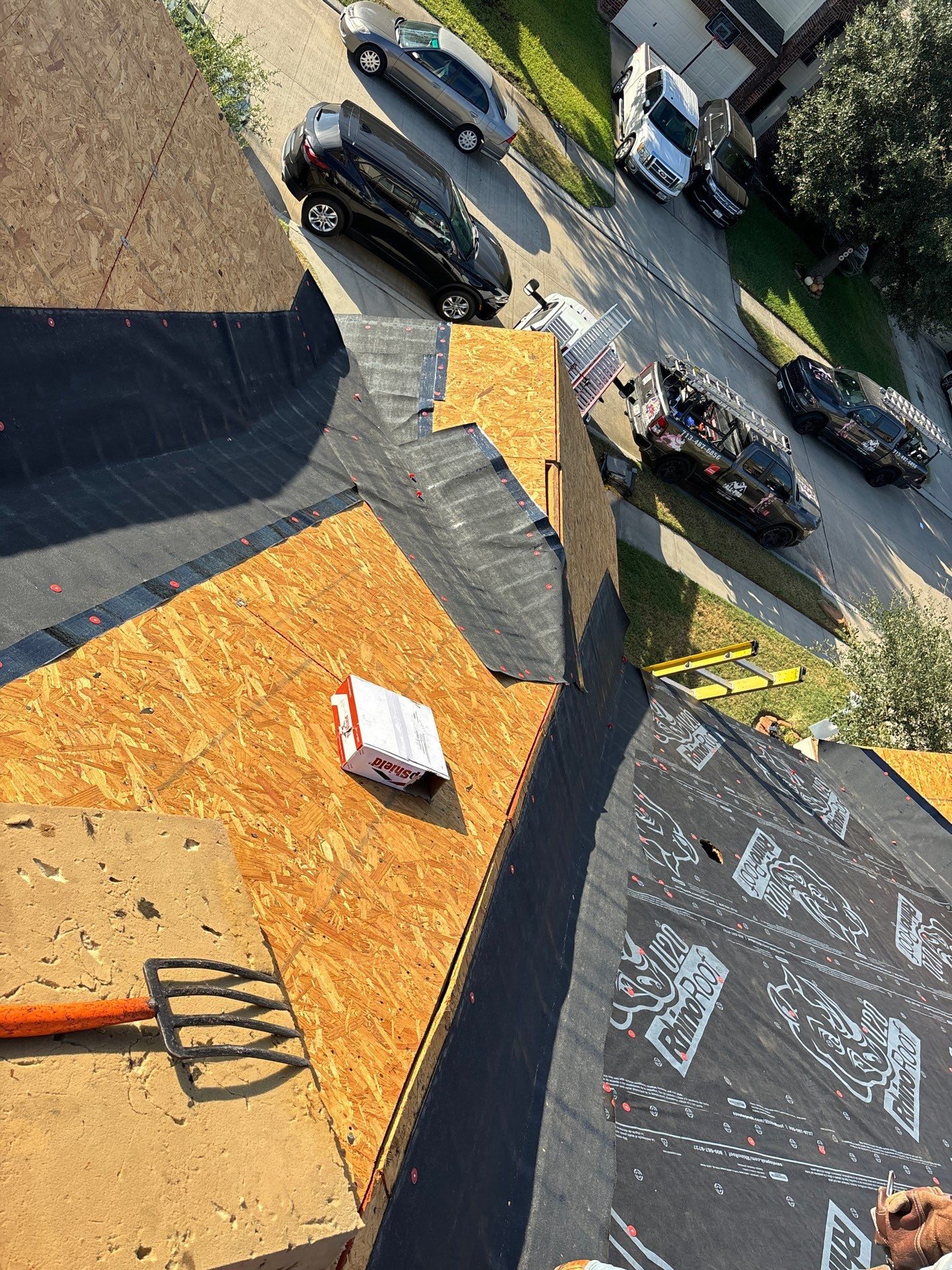 Residential Roofing Installation using Owen's Corning Duration (Lifetime) Shingles by Roof Repair Company