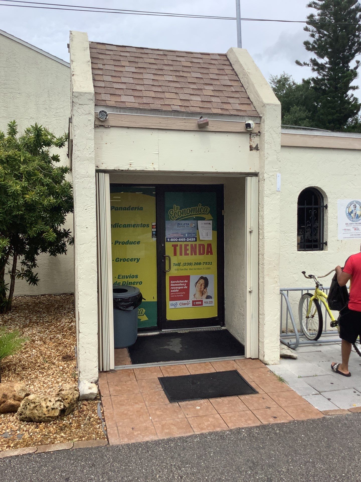 Replace the Fascia and New Downspouts Fort Myers FL by Gutter Professors