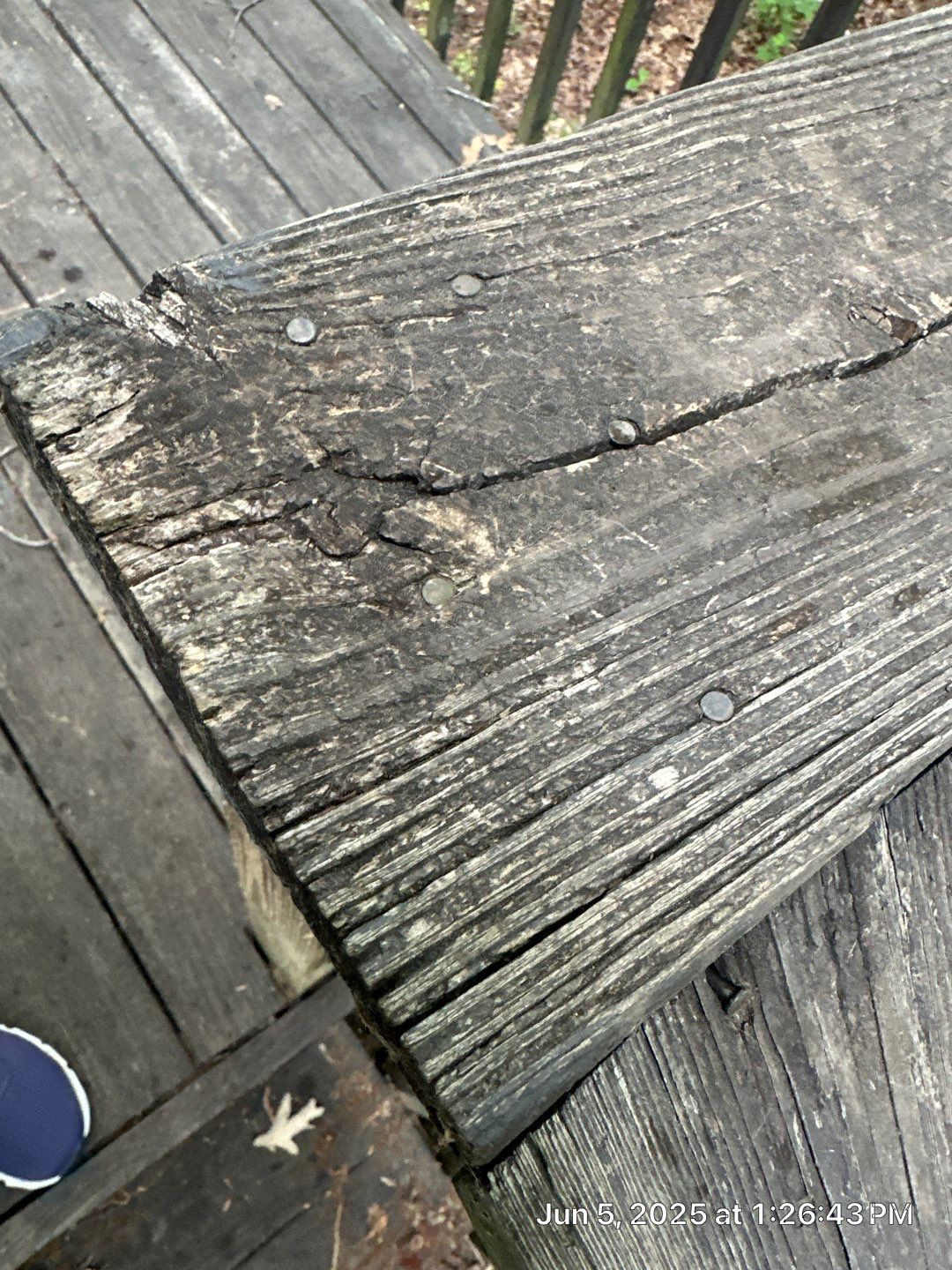 Wood Deck using Wood Sealant by DuraSeal