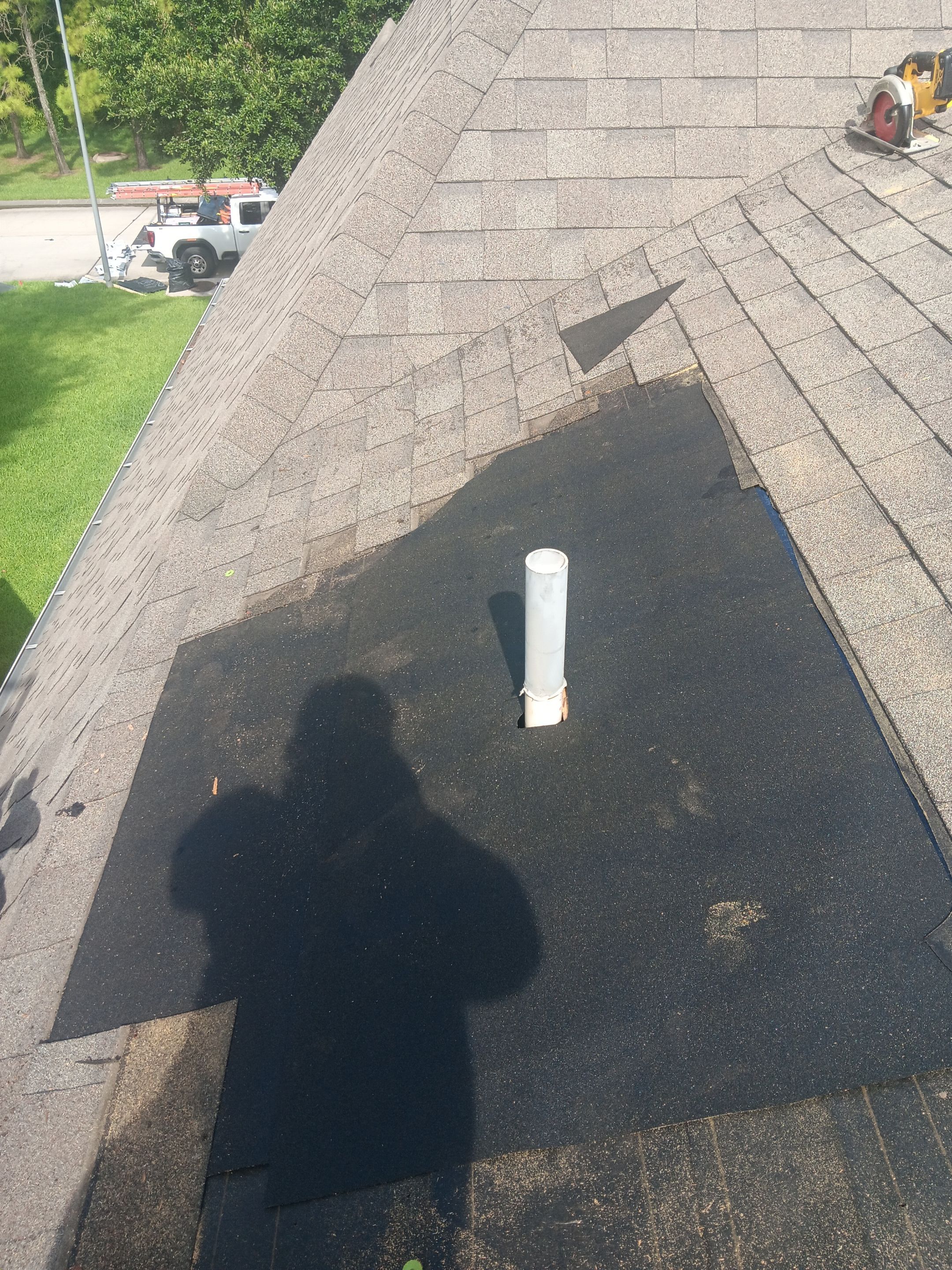 Hail Damage using Owen's Corning Duration (Lifetime) Shingles by Roof Repair Company