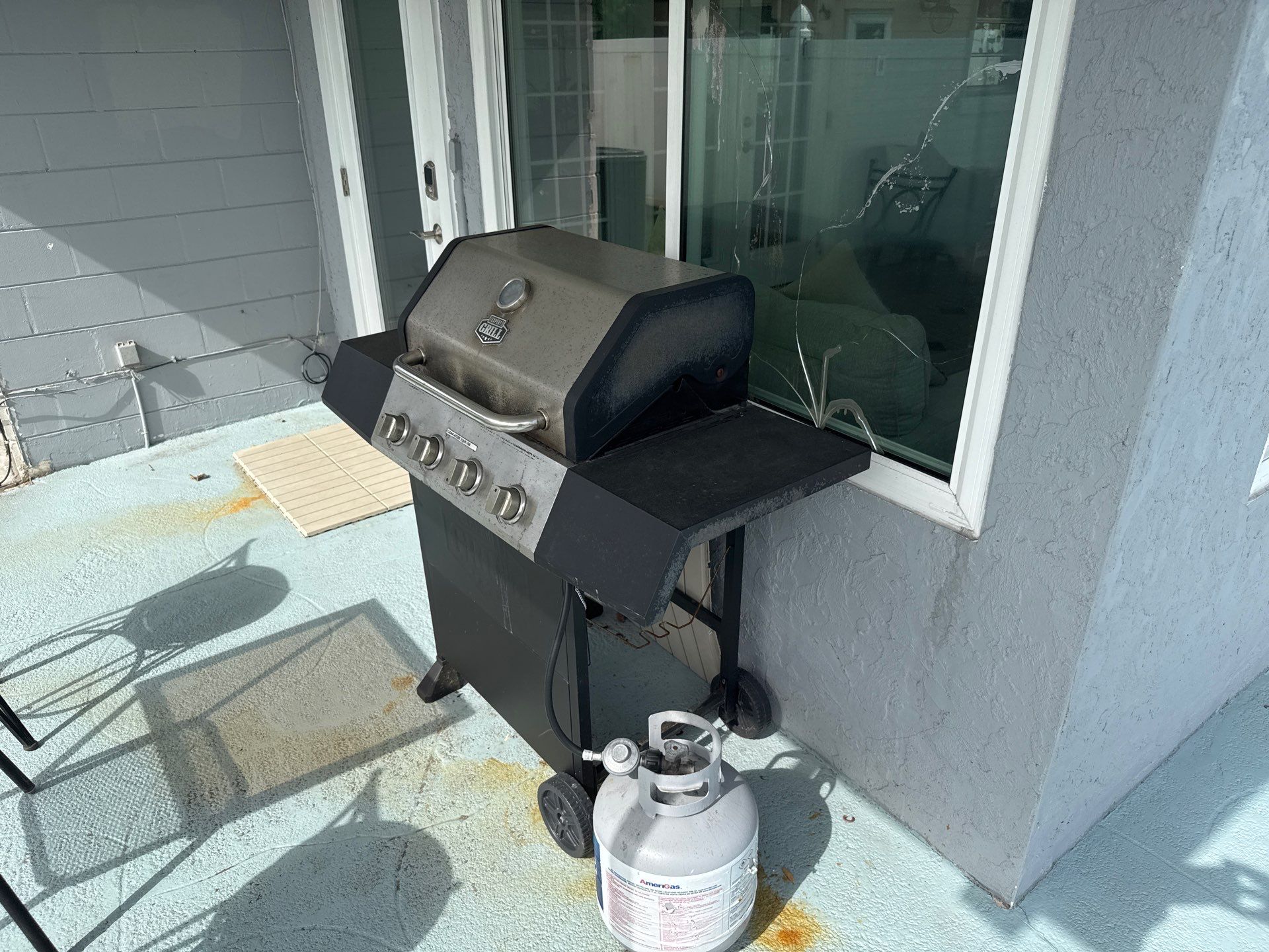 West Bradenton Pressure Washing and Rust Treatment by Sunshine AquaWash
