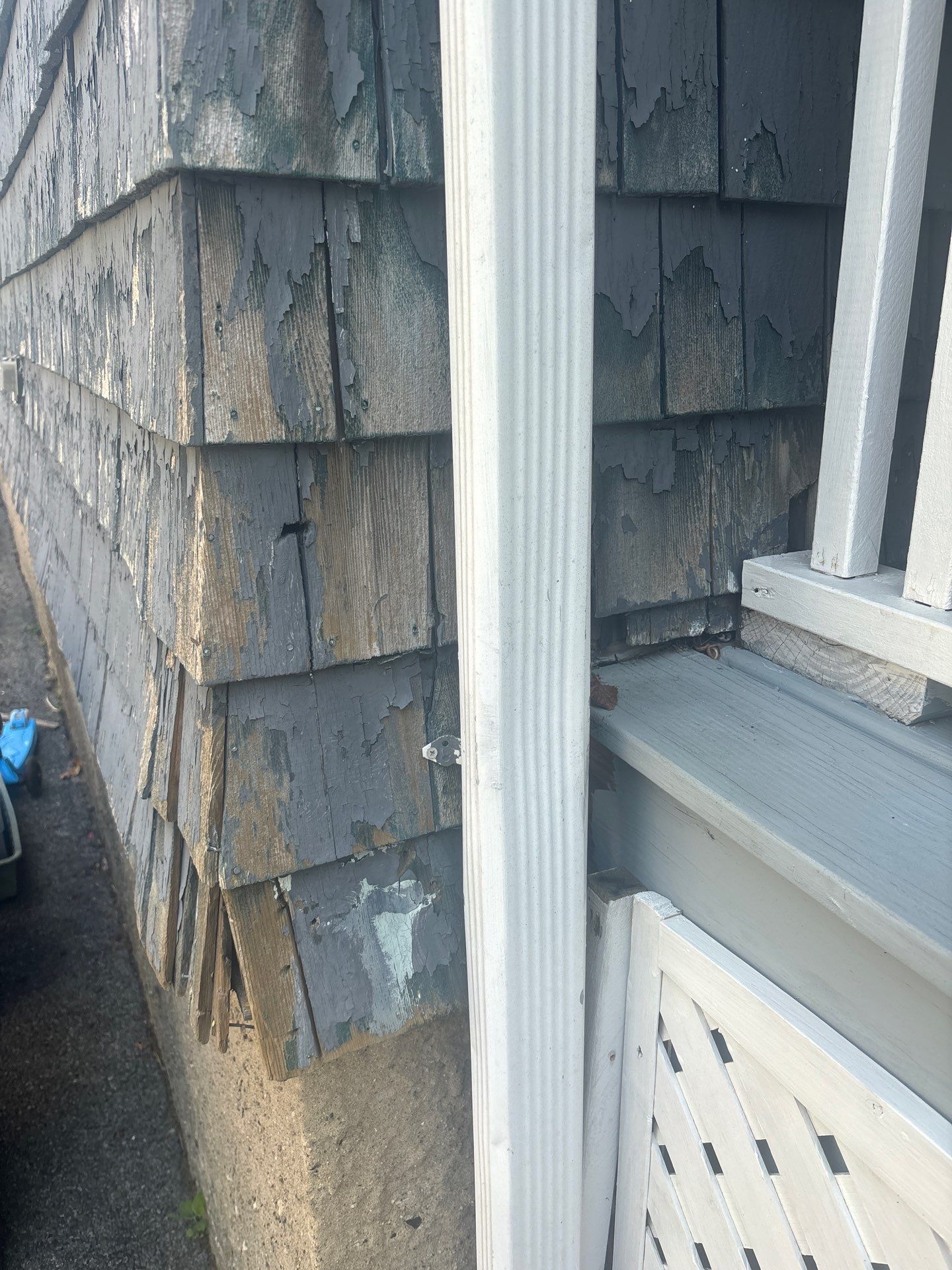 James Hardie Deep Ocean CedarMill Plank in White Plains, NY by Ideal Siding - Westchester