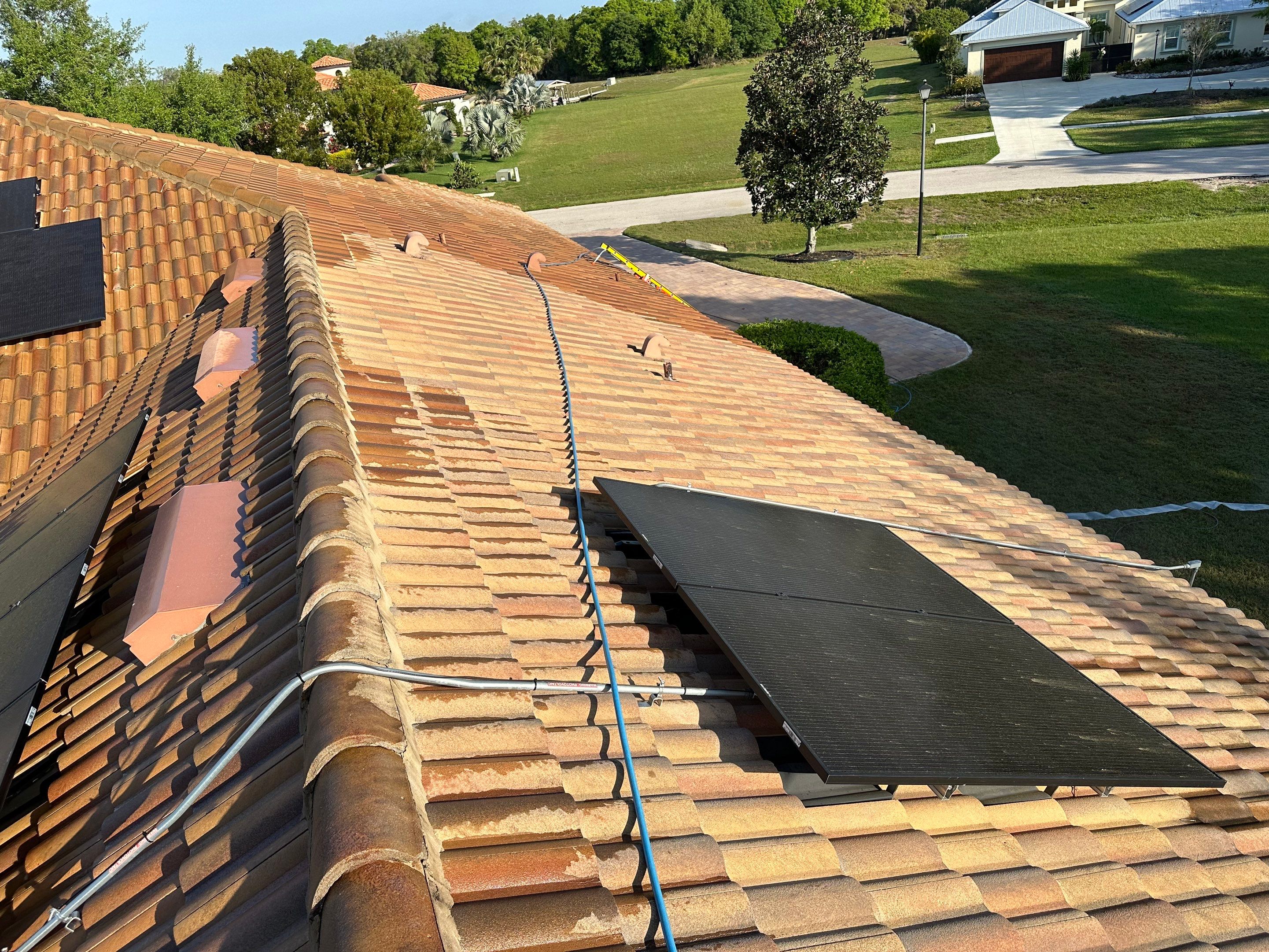 Concrete Tile Roof Cleaning in Winding River Community, Bradenton, FL | Sunshine AquaWash by Sunshine AquaWash