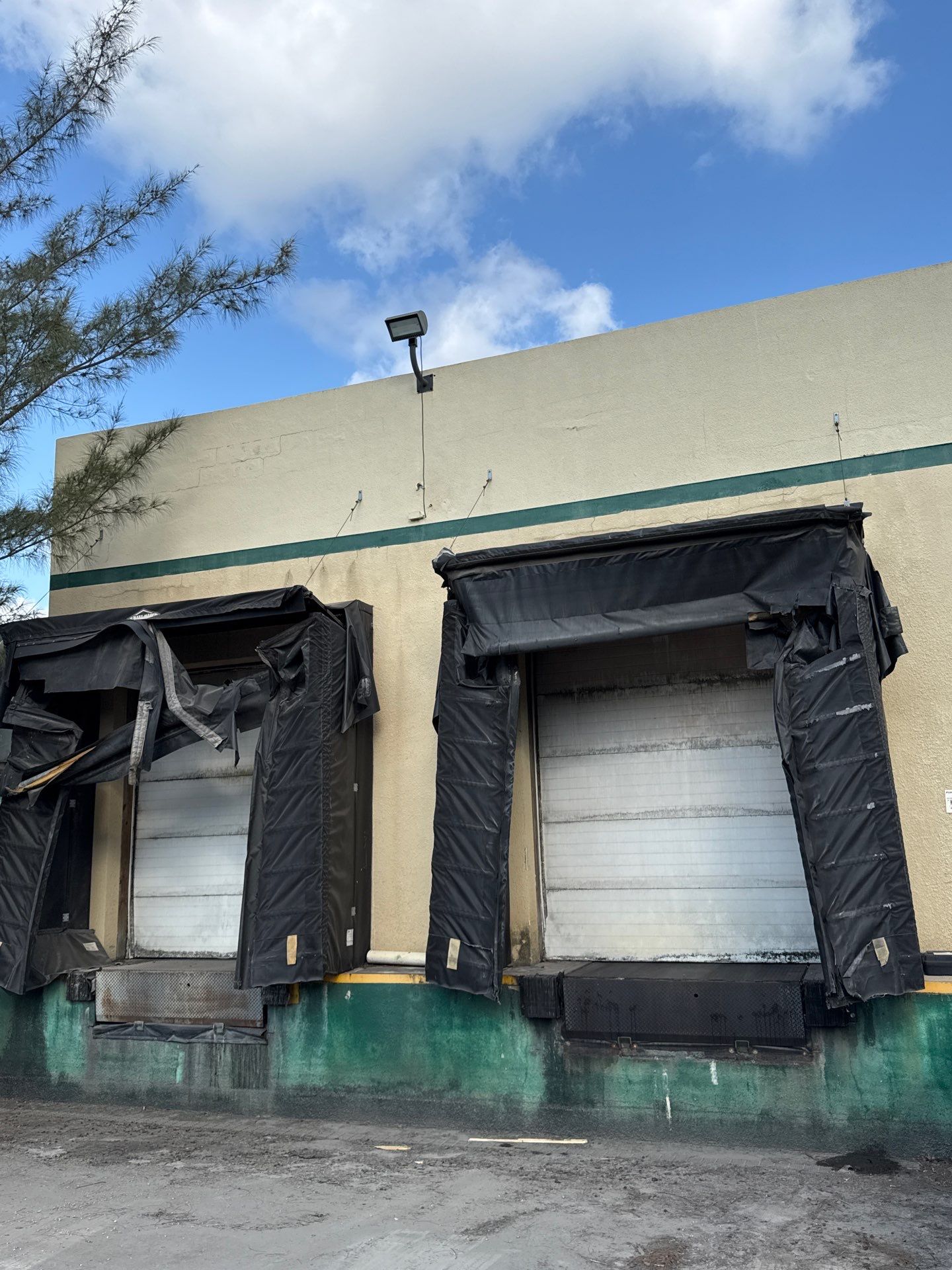 EL REGALO UNIVERSAL LLC by Souffront Construction & Engineering
