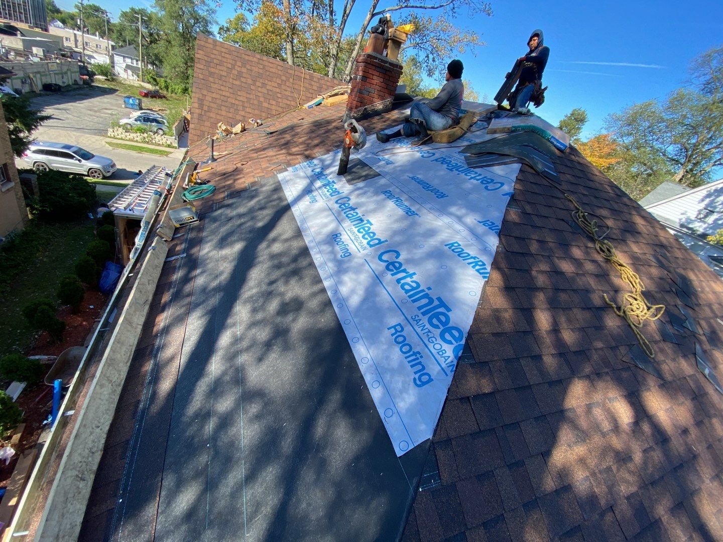 Roof Replacement using CertainTeed Landmark by 180 Contractors