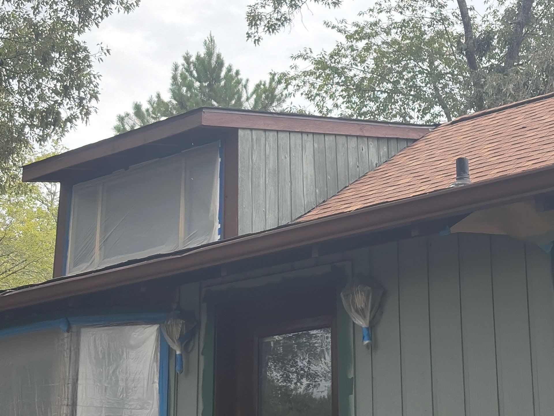 Careful Stain Work & Fresh Color on Unique Property Tyler, TX by Quality Coats Painting
