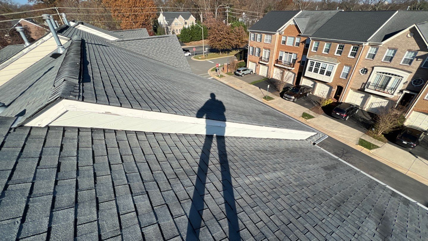 Fairfax: Residential Roof Replacement with CertainTeed Landmark in Charcoal Black by RM Banning, Inc.