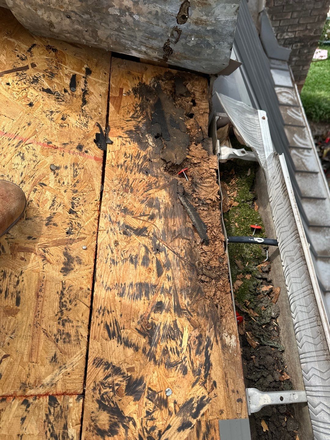 Residential Roofing Installation using Owen's Corning Duration (Lifetime) Shingles by Roof Repair Company