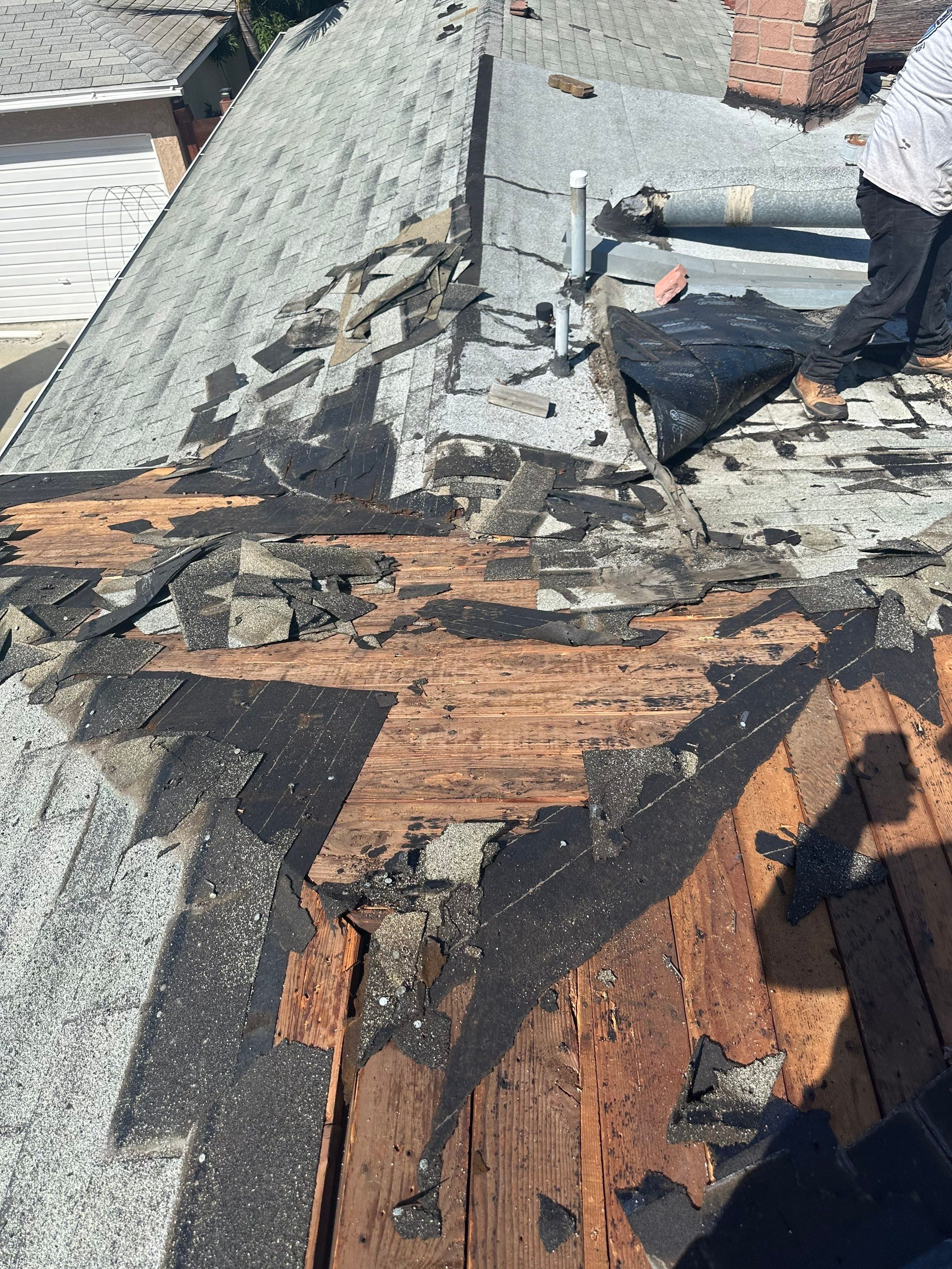 Roof Replacement - Lakewood, CA 90713 by Epic Roof Replacement