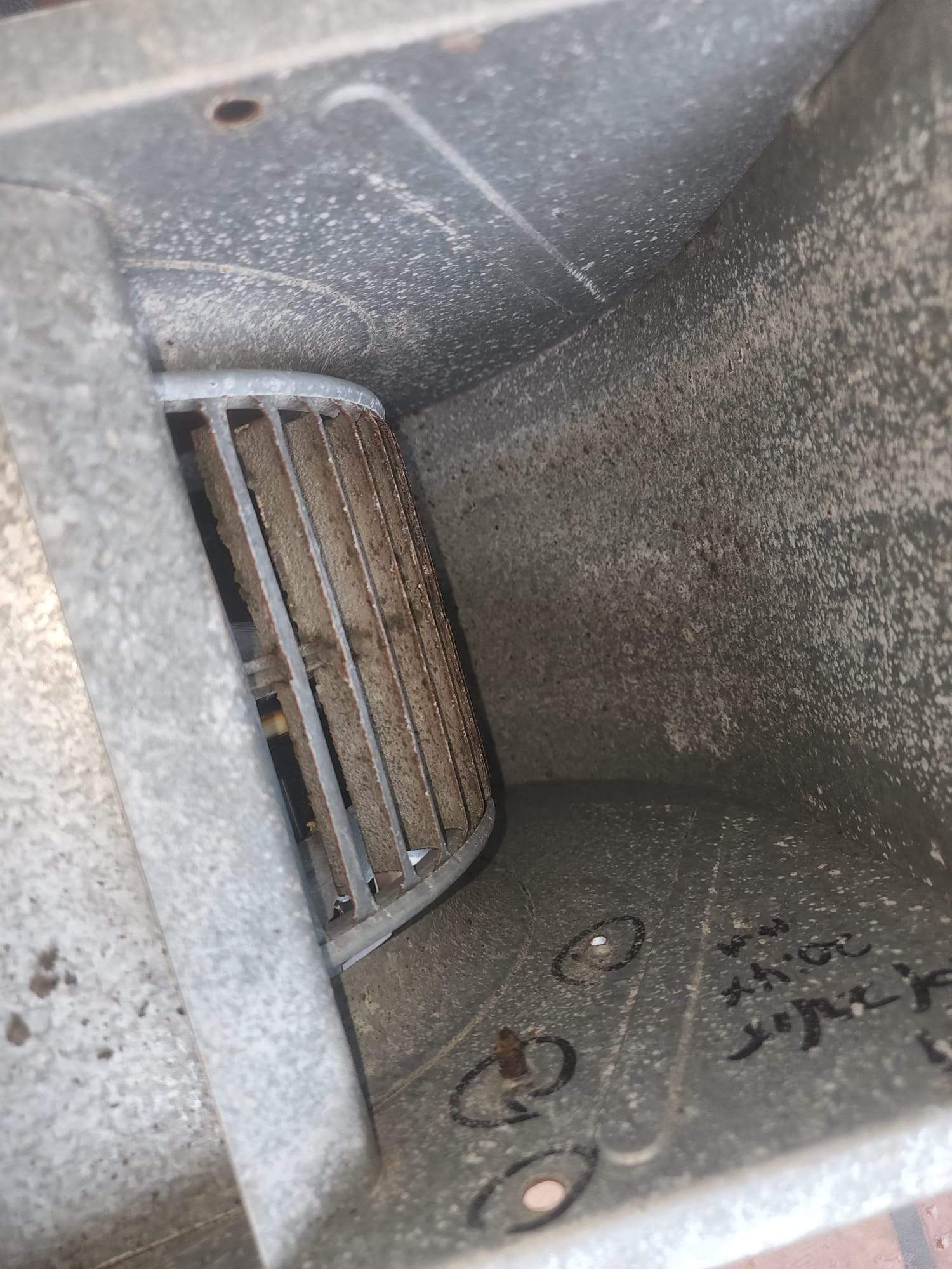 Holmes Beach AC Mold Deep Cleaning by Ampm Restoration Services 