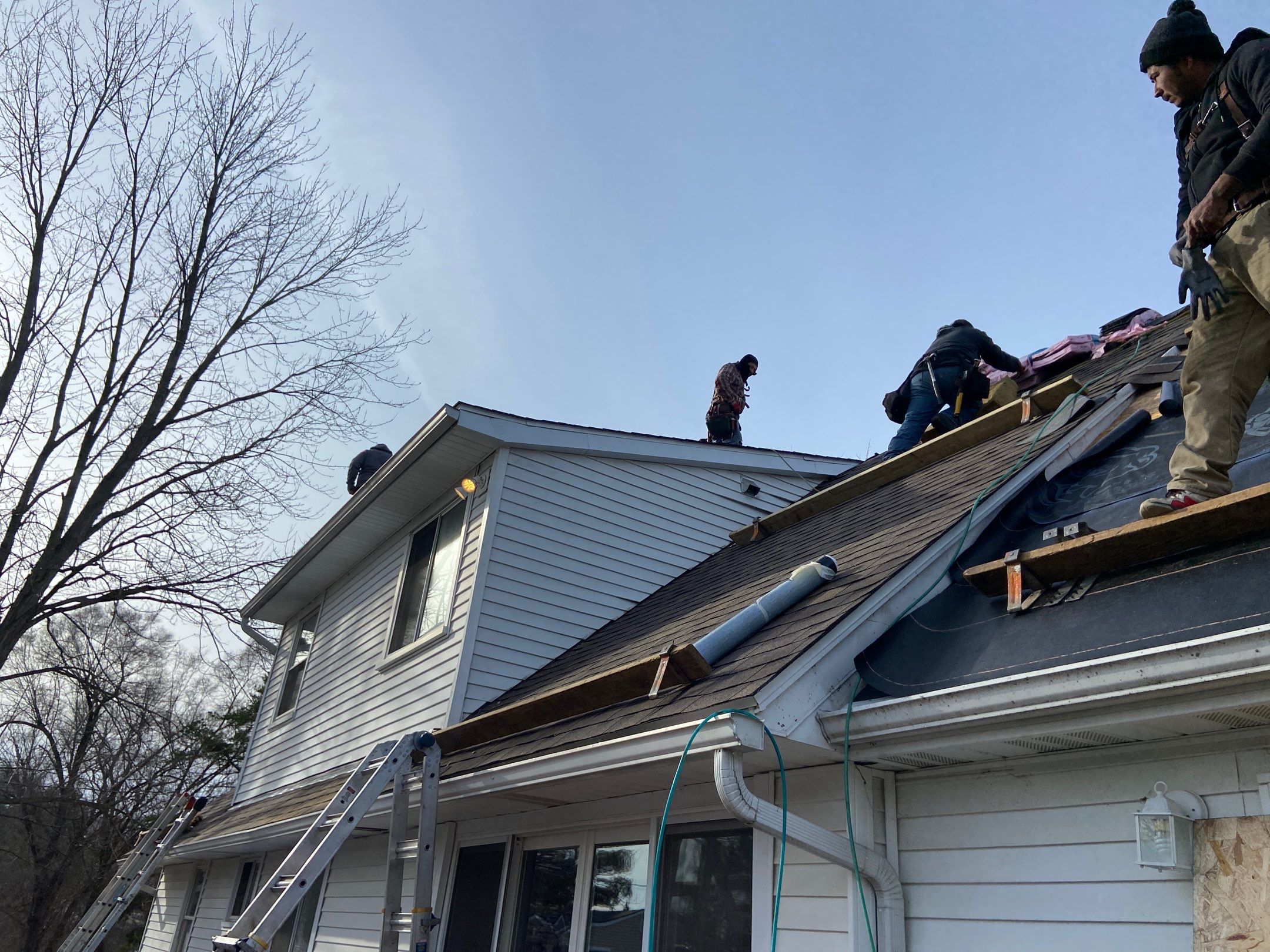 Roof Replacement using Owens Corning by 180 Contractors