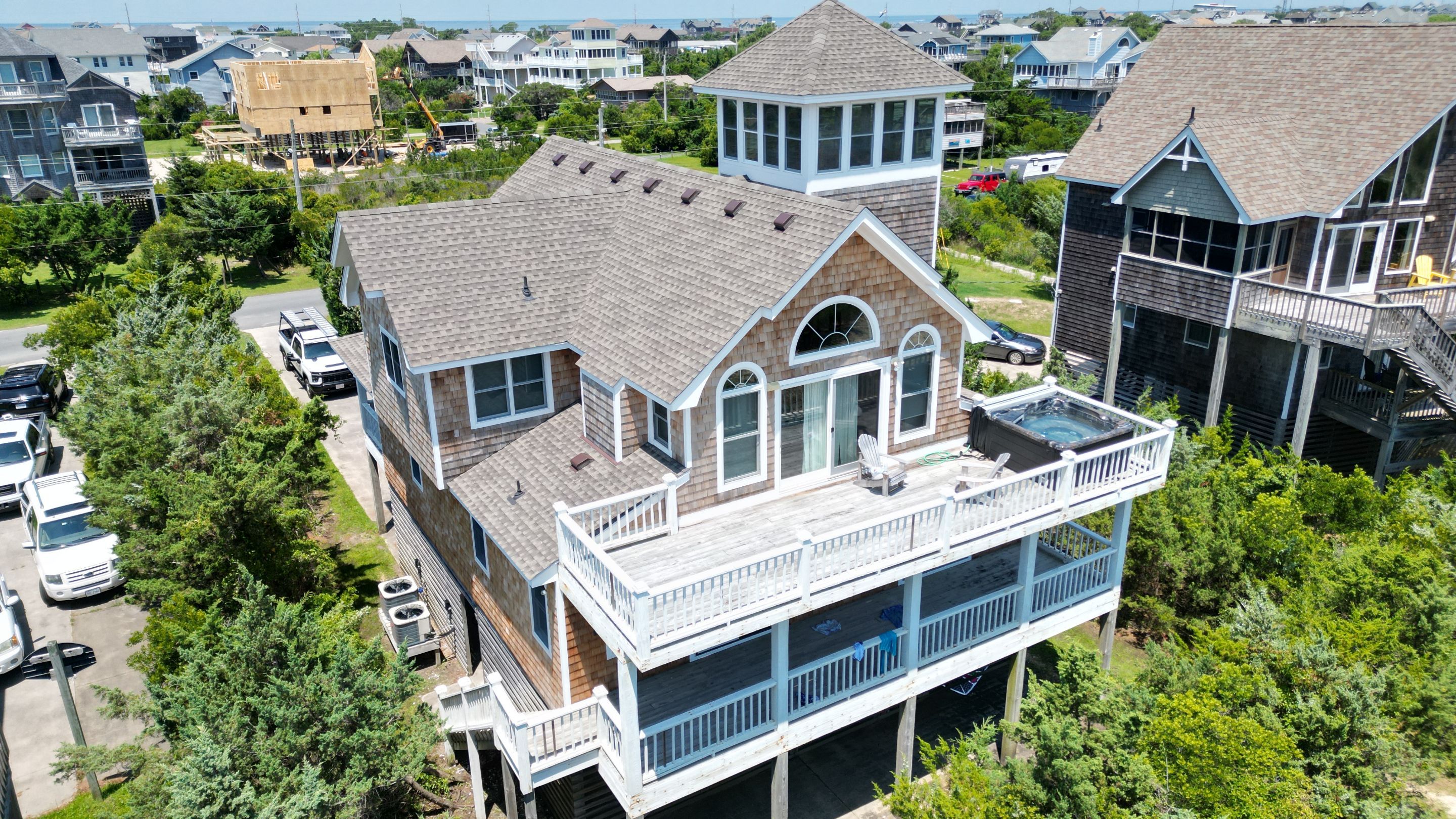 Carolina Clipper Full Exterior Project by Gallop Roofing & Remodeling, Inc.