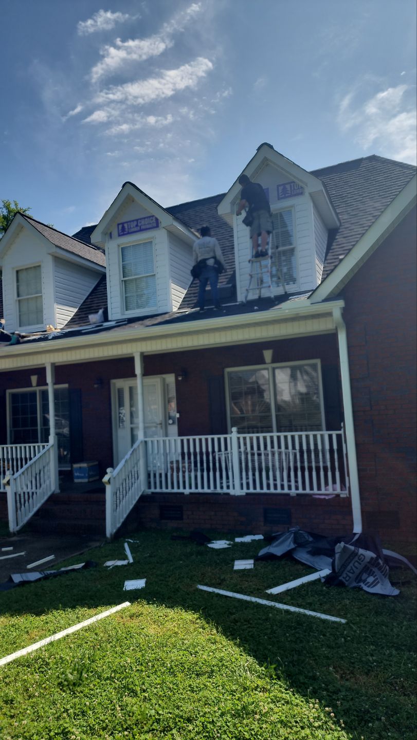 Residential Roofing Installation using Owens Corning® Oakridge Onyx Black by Indigo State Roofing