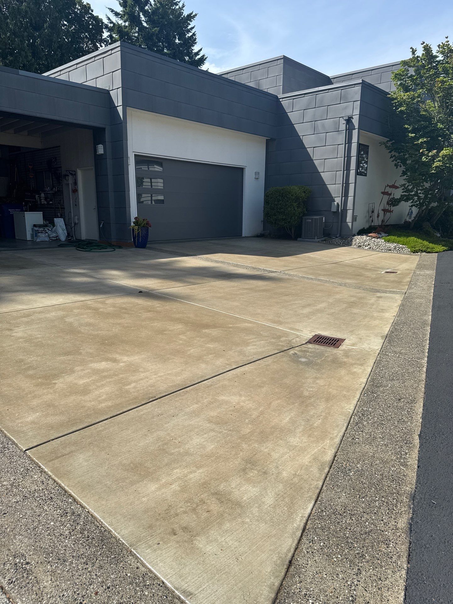 Sealcoated Concrete & Asphalt Driveway | Everett  by Jireh Asphalt & Concrete Inc 