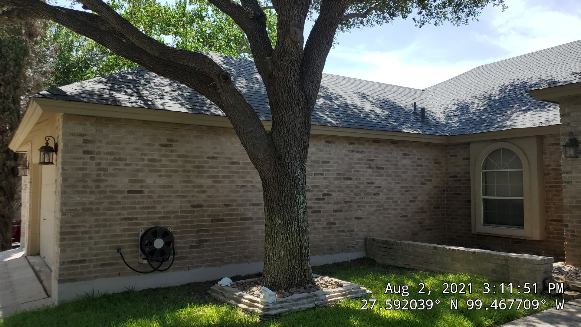 Residential Roofing Installation using Owens Corning - Oakridge by JM Flores Roofing & Construction, Inc