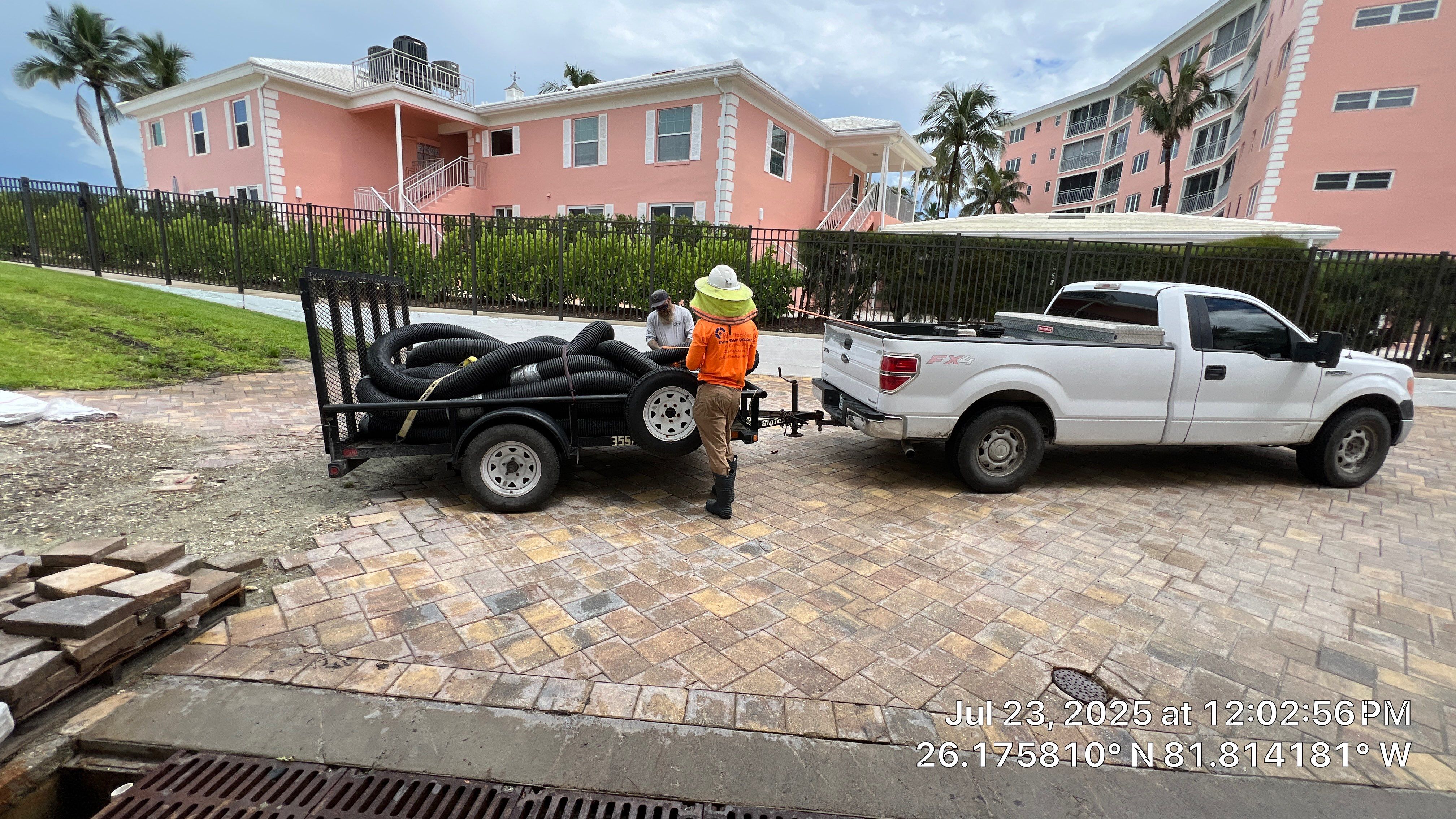 Naples Condo Complex Stormwater System Maintenance and Hurricane Cleanup by APS Power & Water