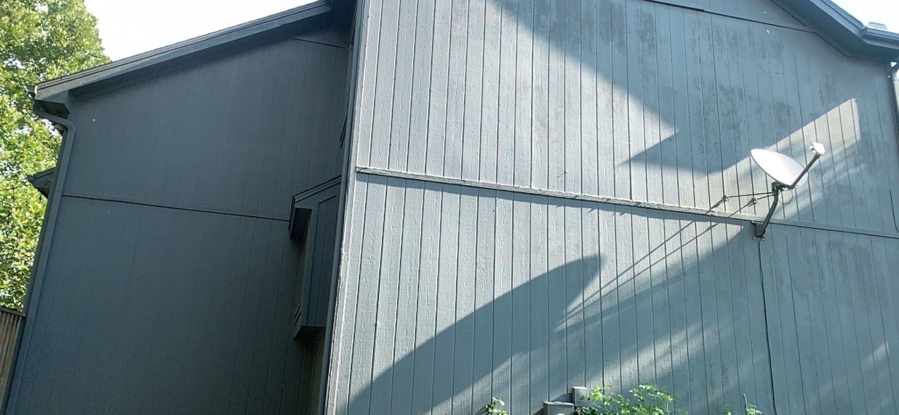 New Siding Install  by EEC  Windows, Siding & Roofing 