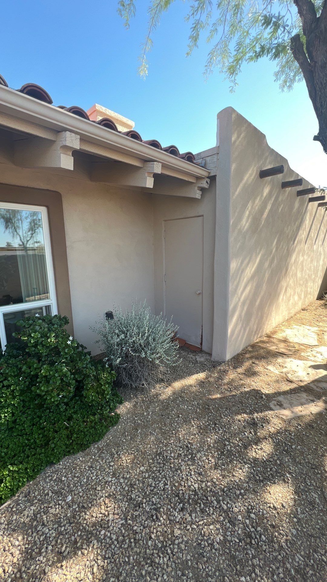 Ranch / Parapet Style; Single Family Home by Crash of Rhinos Painting & Garage Floors