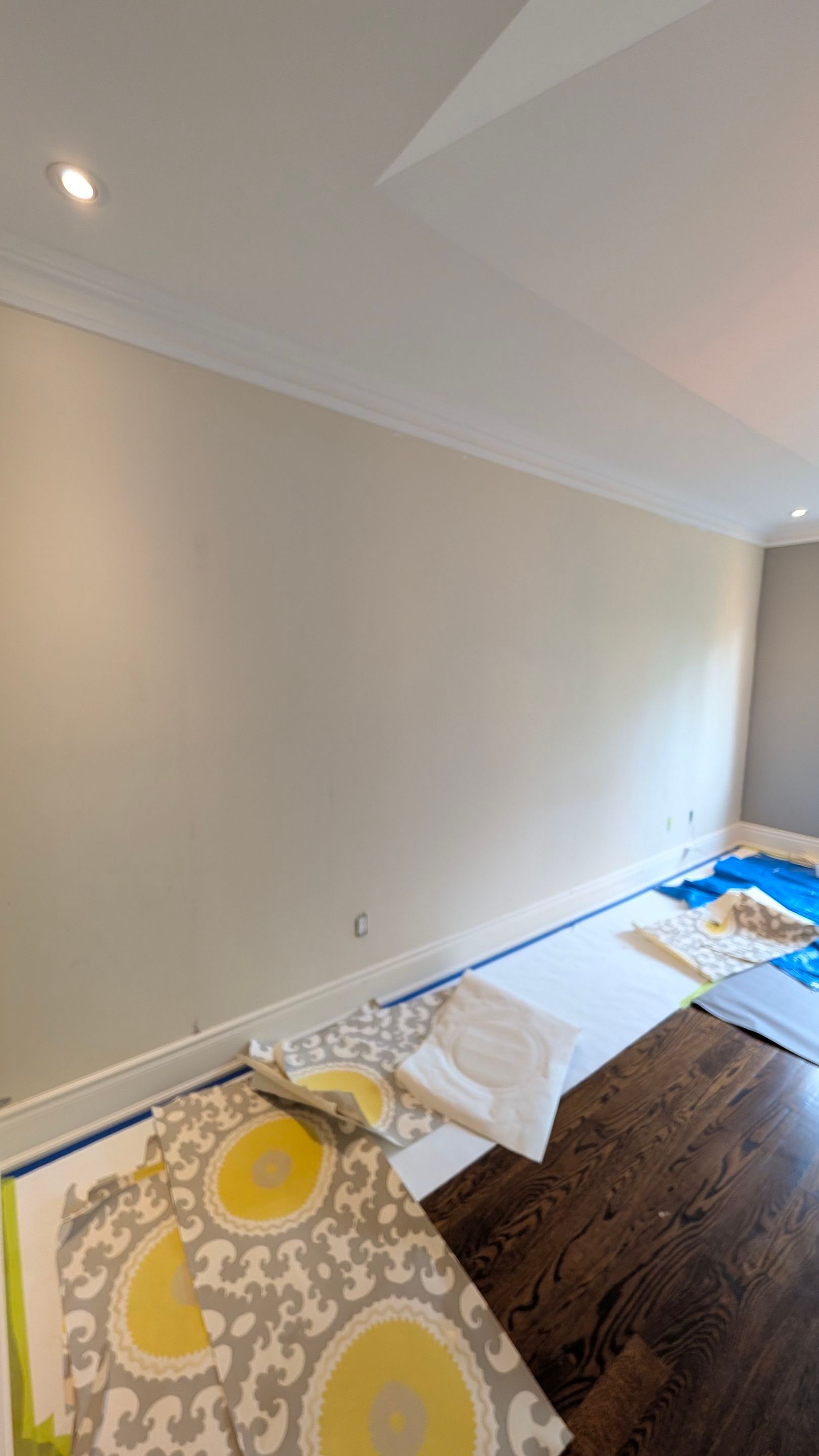 Interior Painting and Finishing for a Home in Toronto by GTA HOME PAINTING
