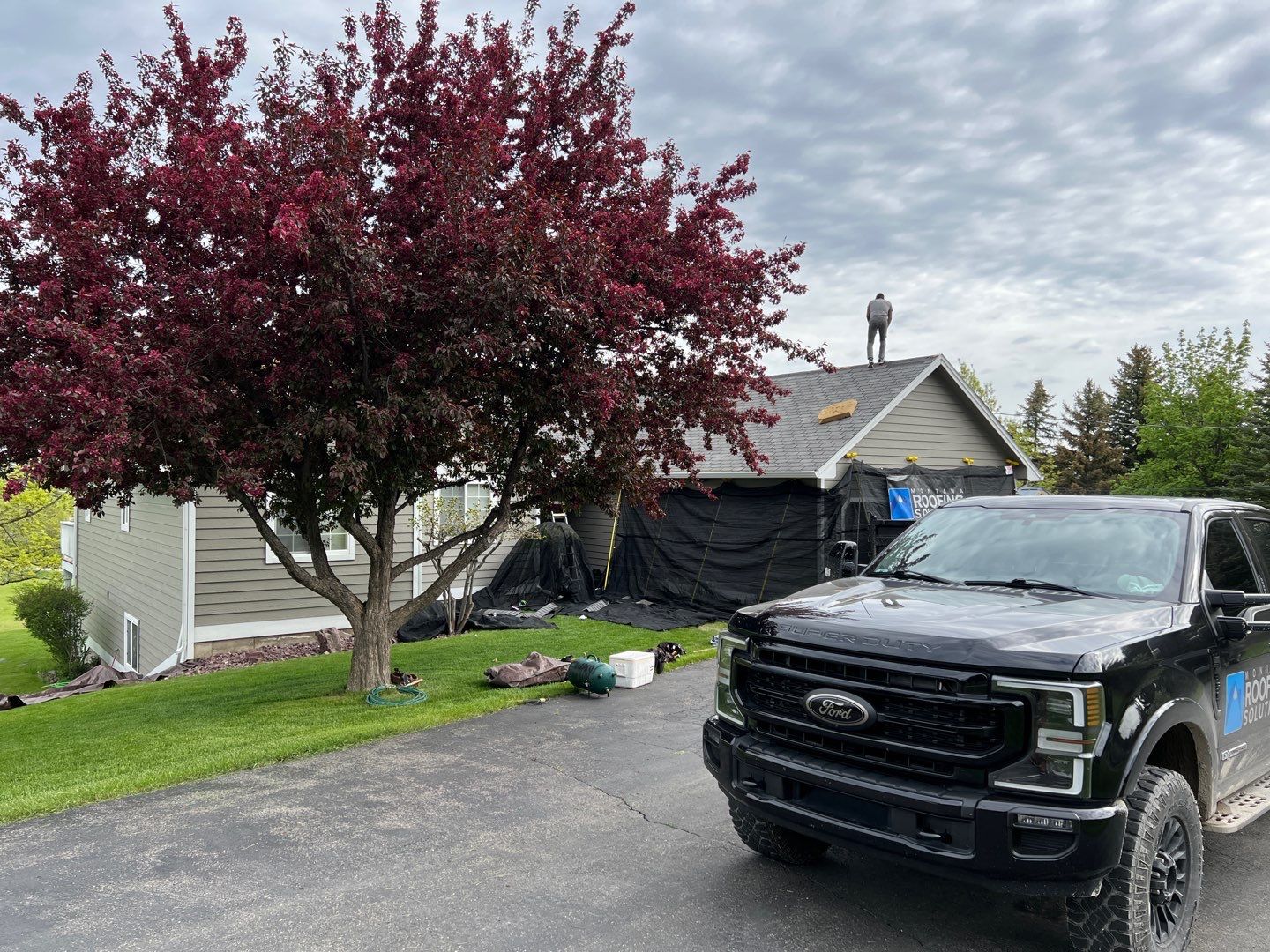 GAF Timberline HDZ - Charcoal by Montana Roofing Solutions